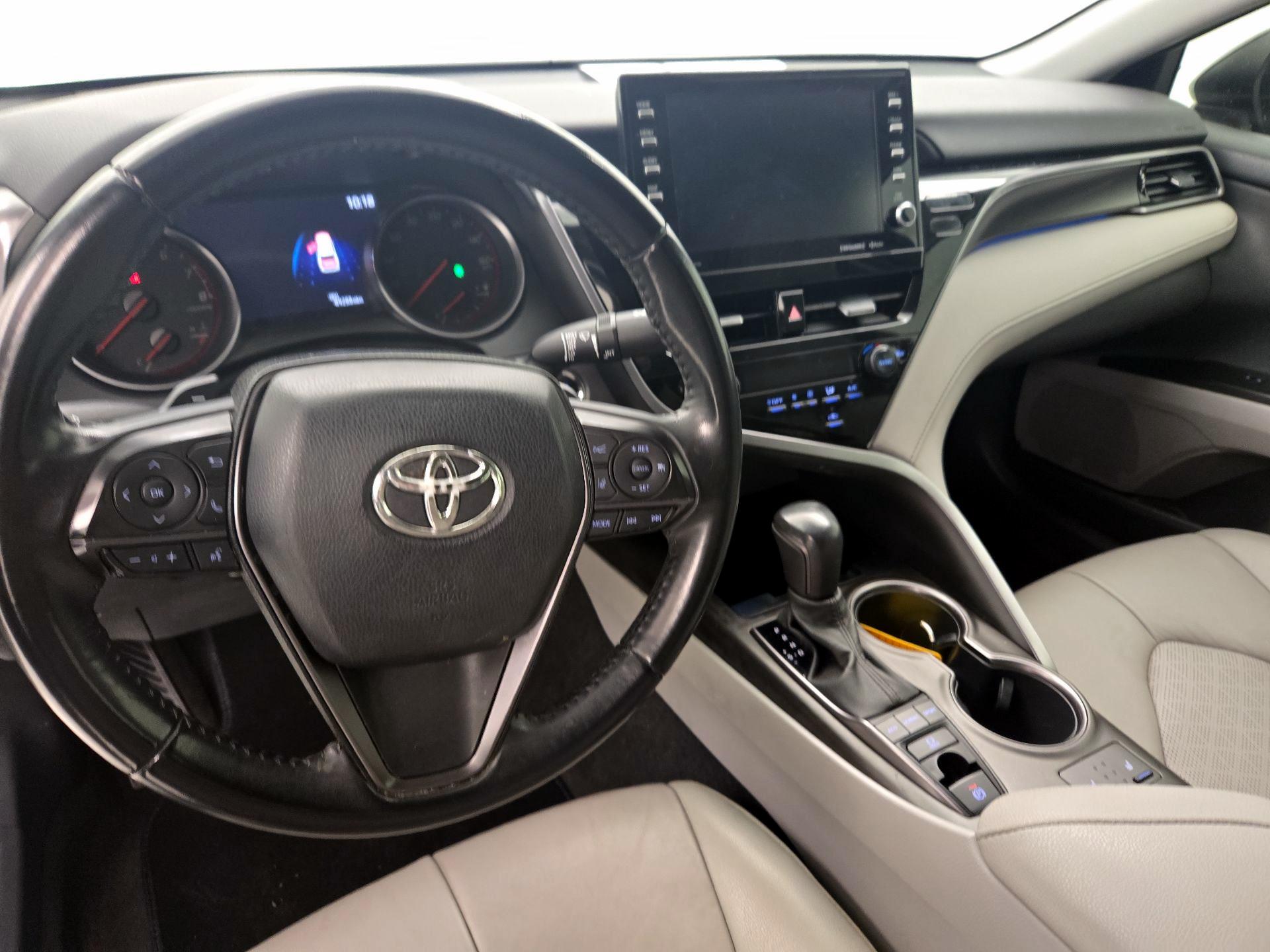 Thumbnail: 2021 Toyota Camry - 9