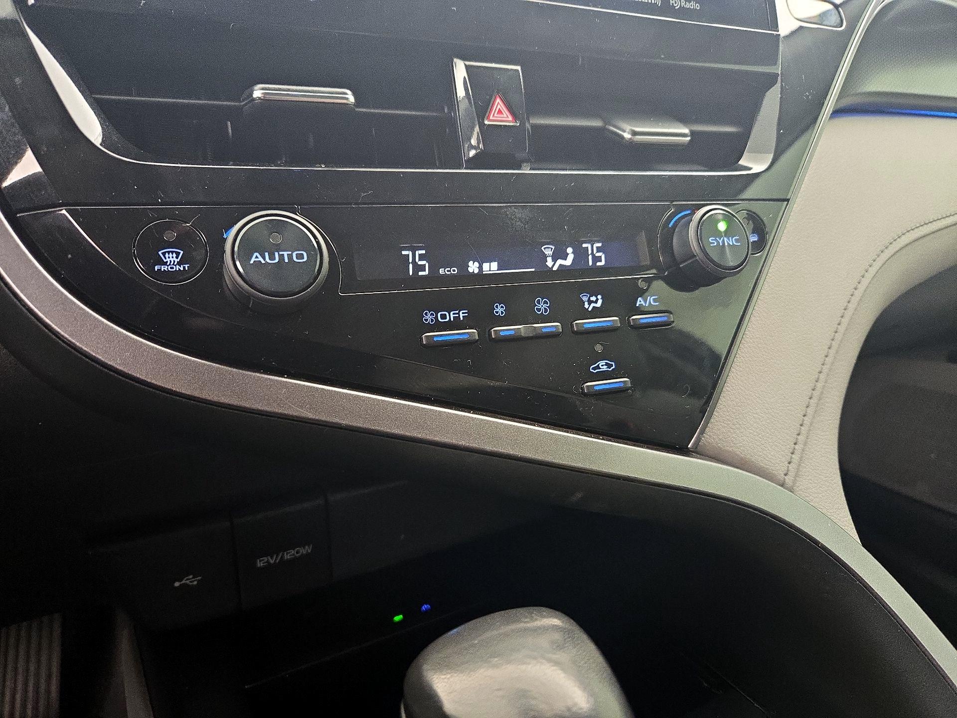 Thumbnail: 2021 Toyota Camry - 16