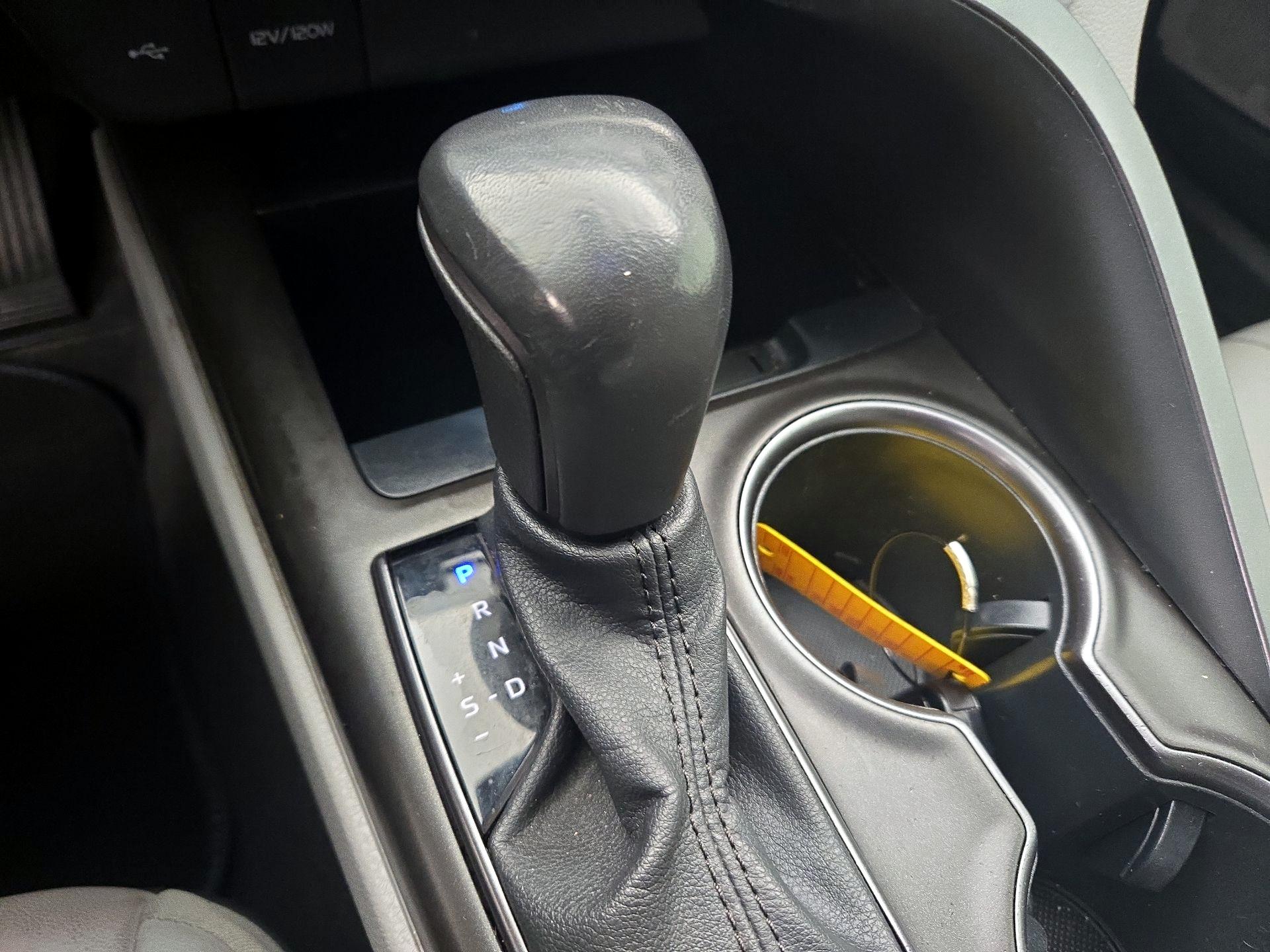 Thumbnail: 2021 Toyota Camry - 17