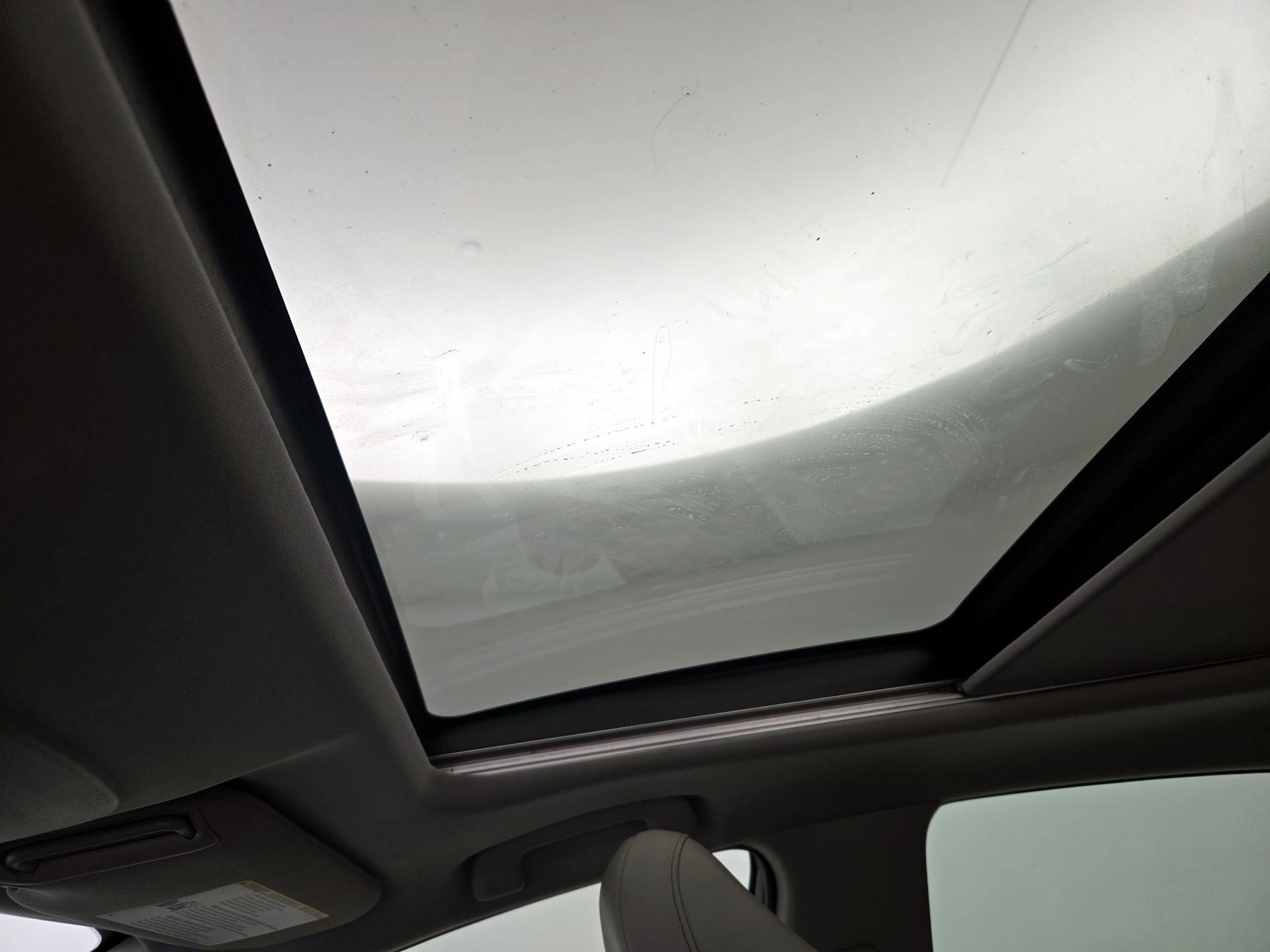 Thumbnail: 2021 Toyota Camry - 19