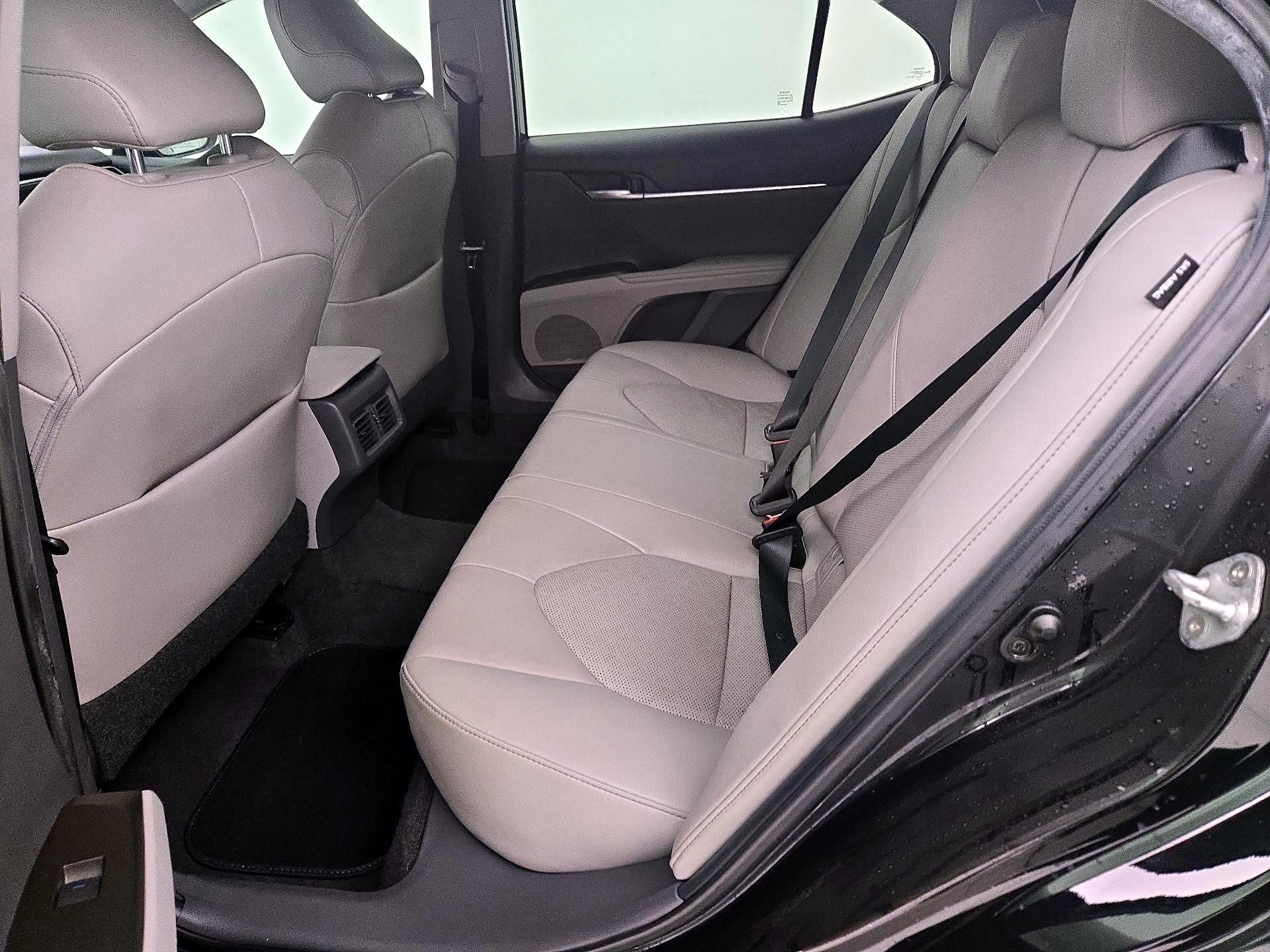 Thumbnail: 2021 Toyota Camry - 20