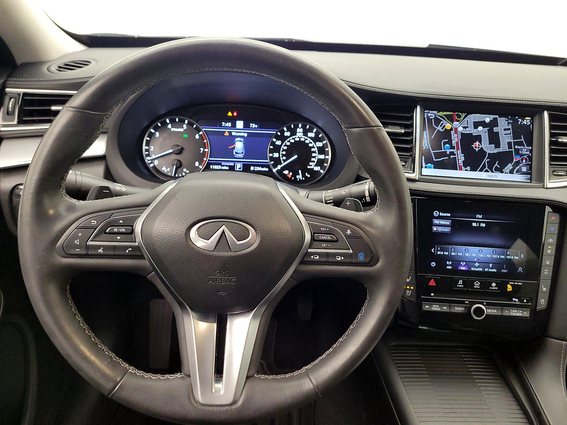 Thumbnail: 2022 INFINITI QX50 - 10