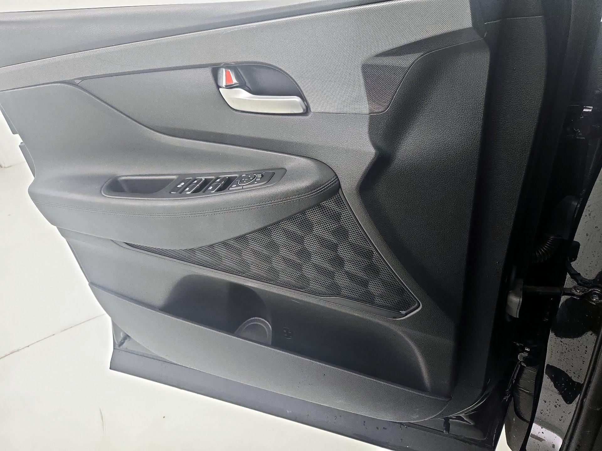 Thumbnail: 2023 Hyundai Santa Fe - 12