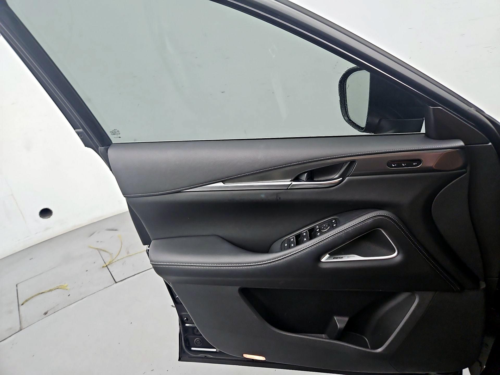 Thumbnail: 2023 INFINITI QX60 - 12