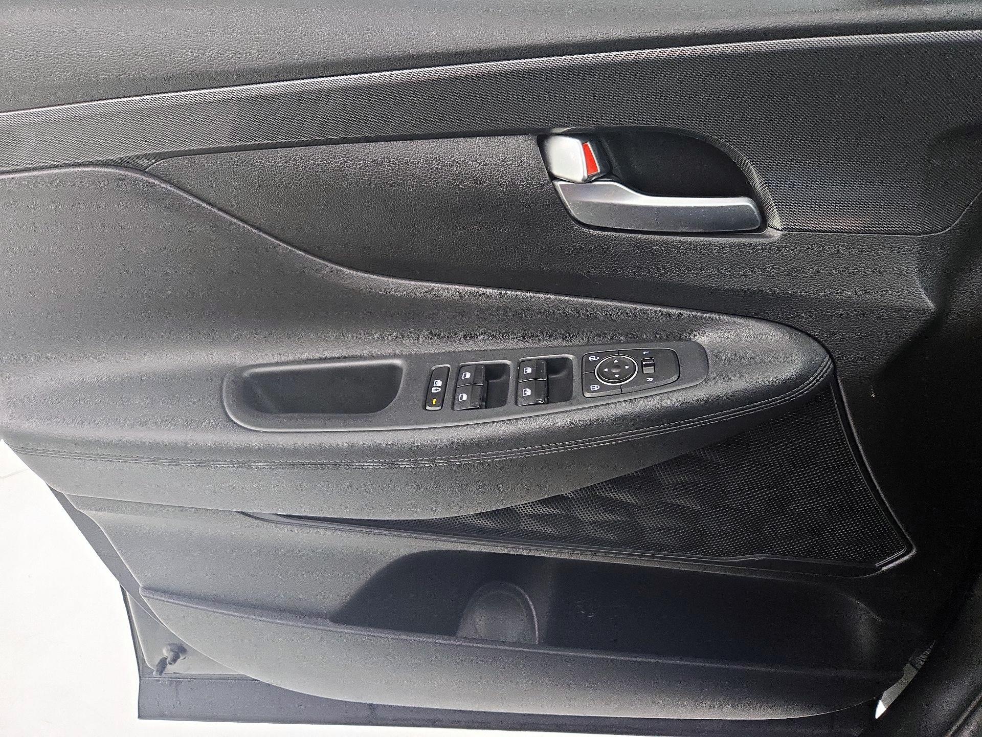 Thumbnail: 2021 Hyundai Santa Fe - 12