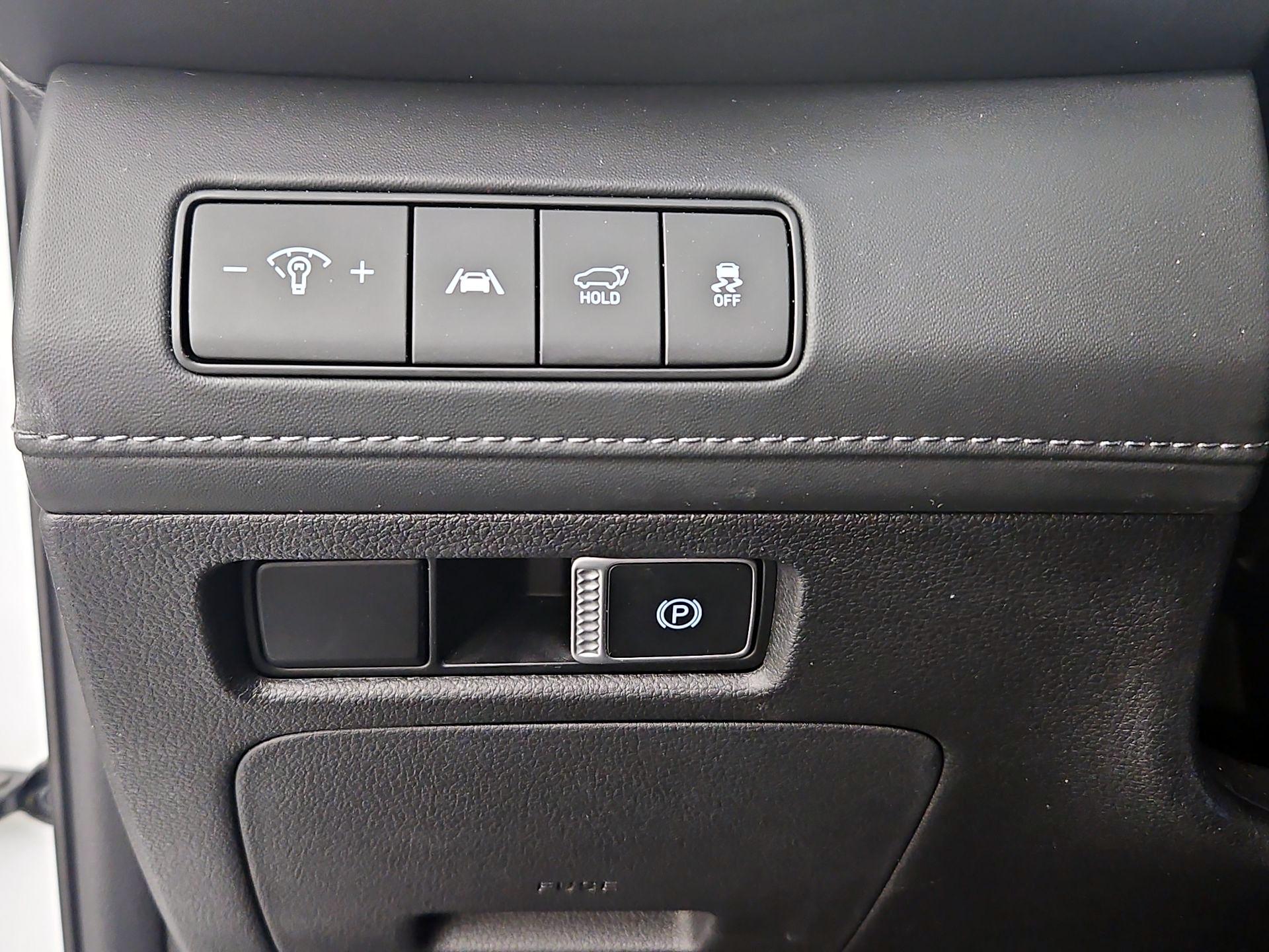 Thumbnail: 2022 Hyundai Santa Fe - 13