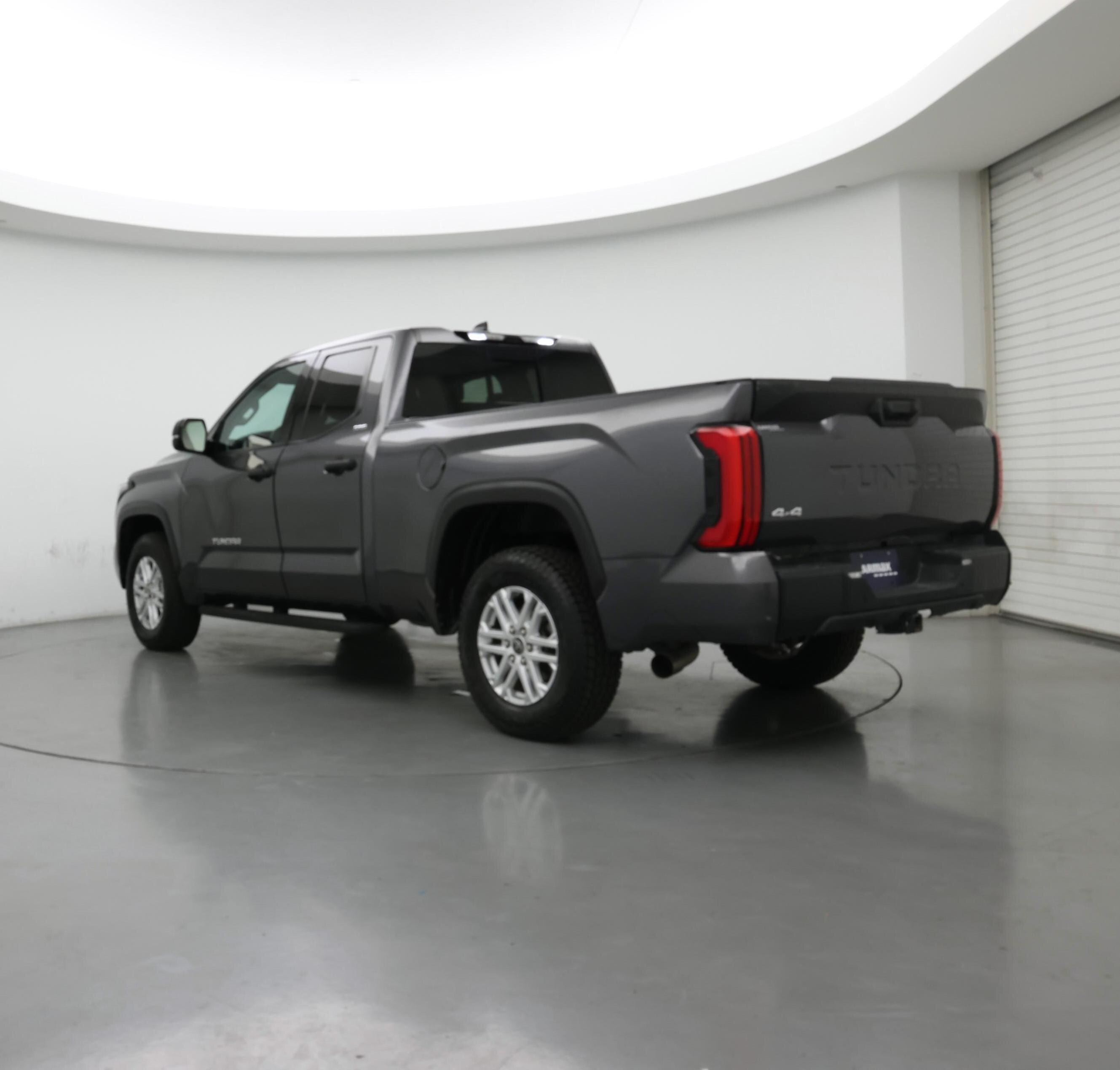 Thumbnail: 2022 Toyota Tundra - 2