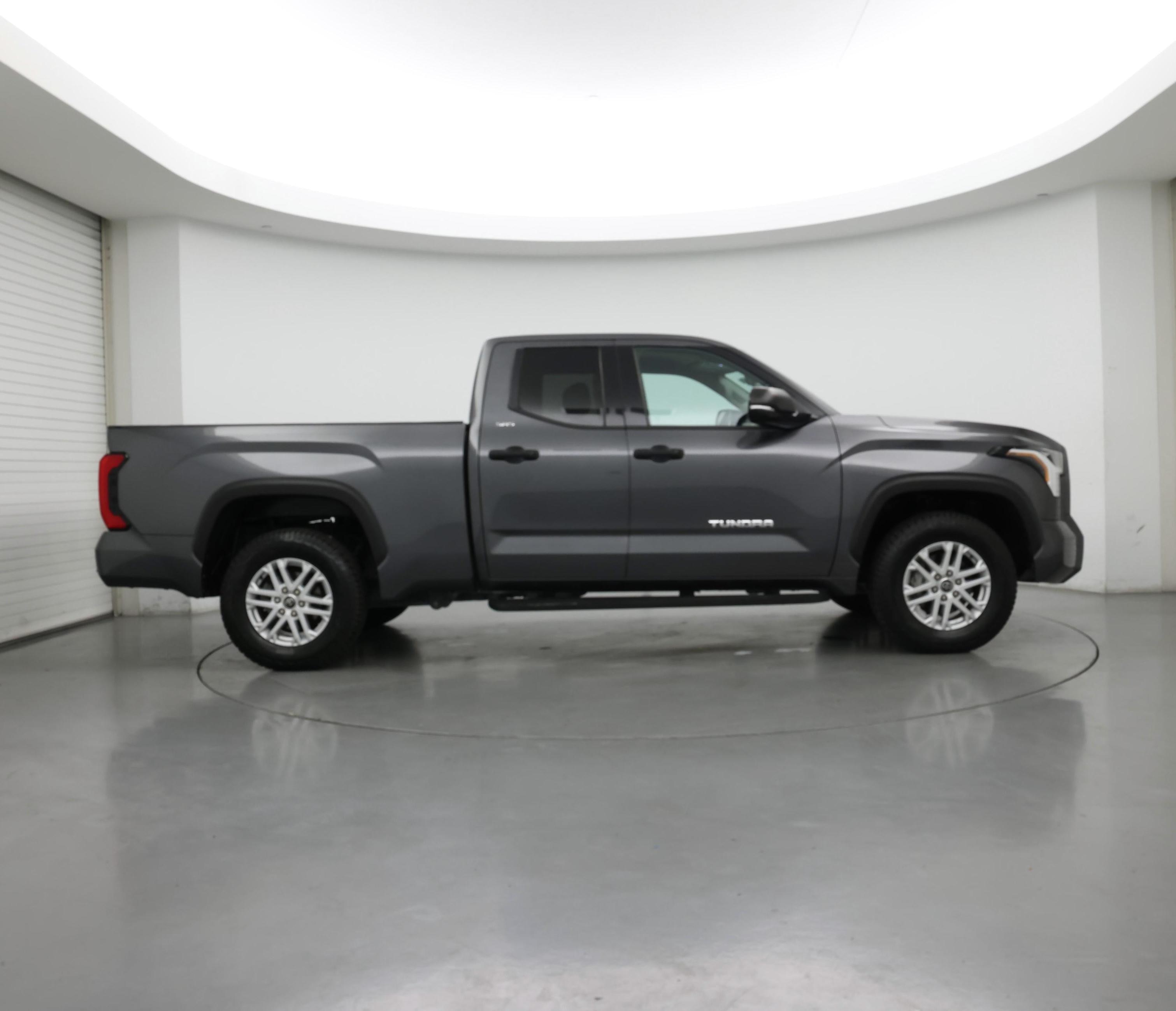 Thumbnail: 2022 Toyota Tundra - 7
