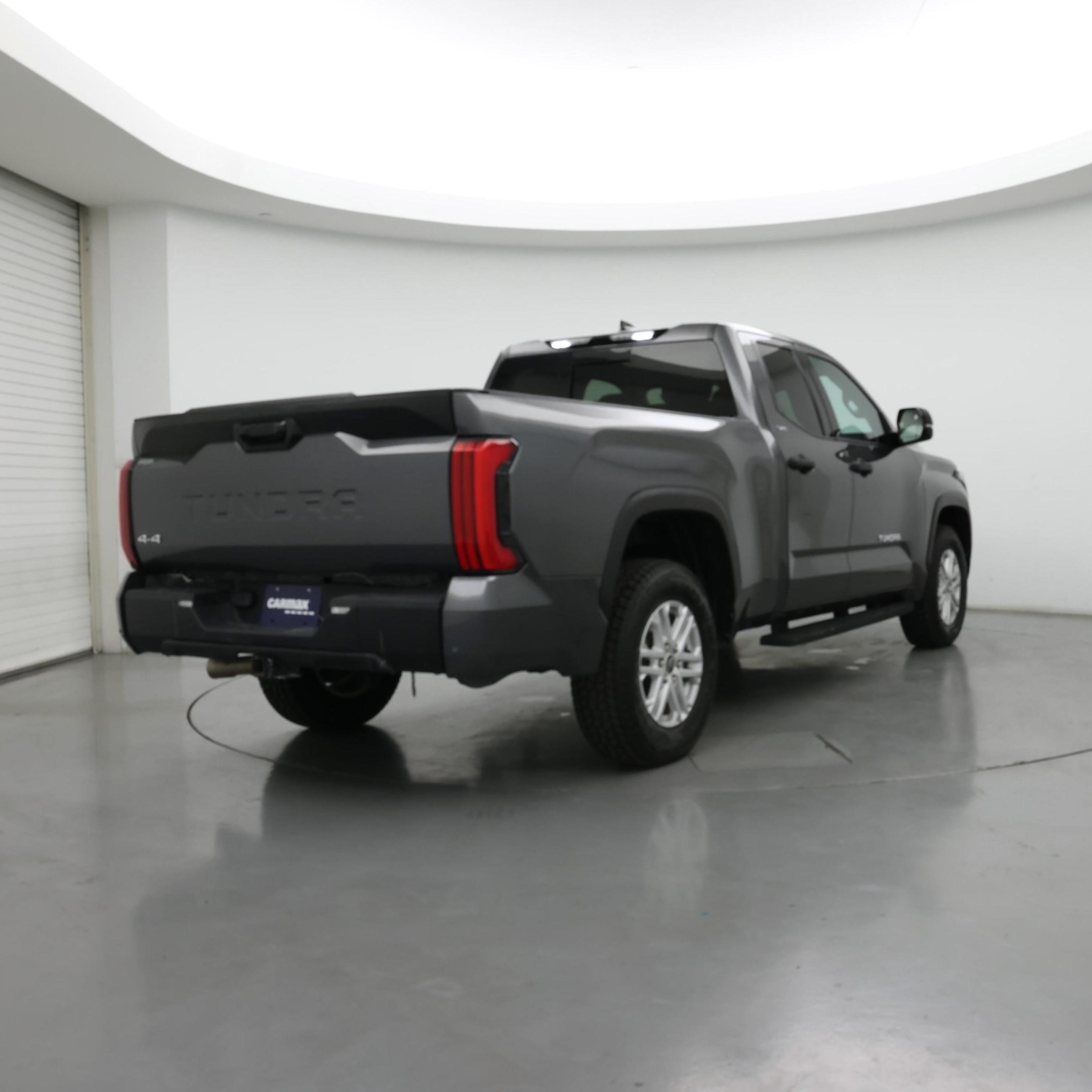 Thumbnail: 2022 Toyota Tundra - 8