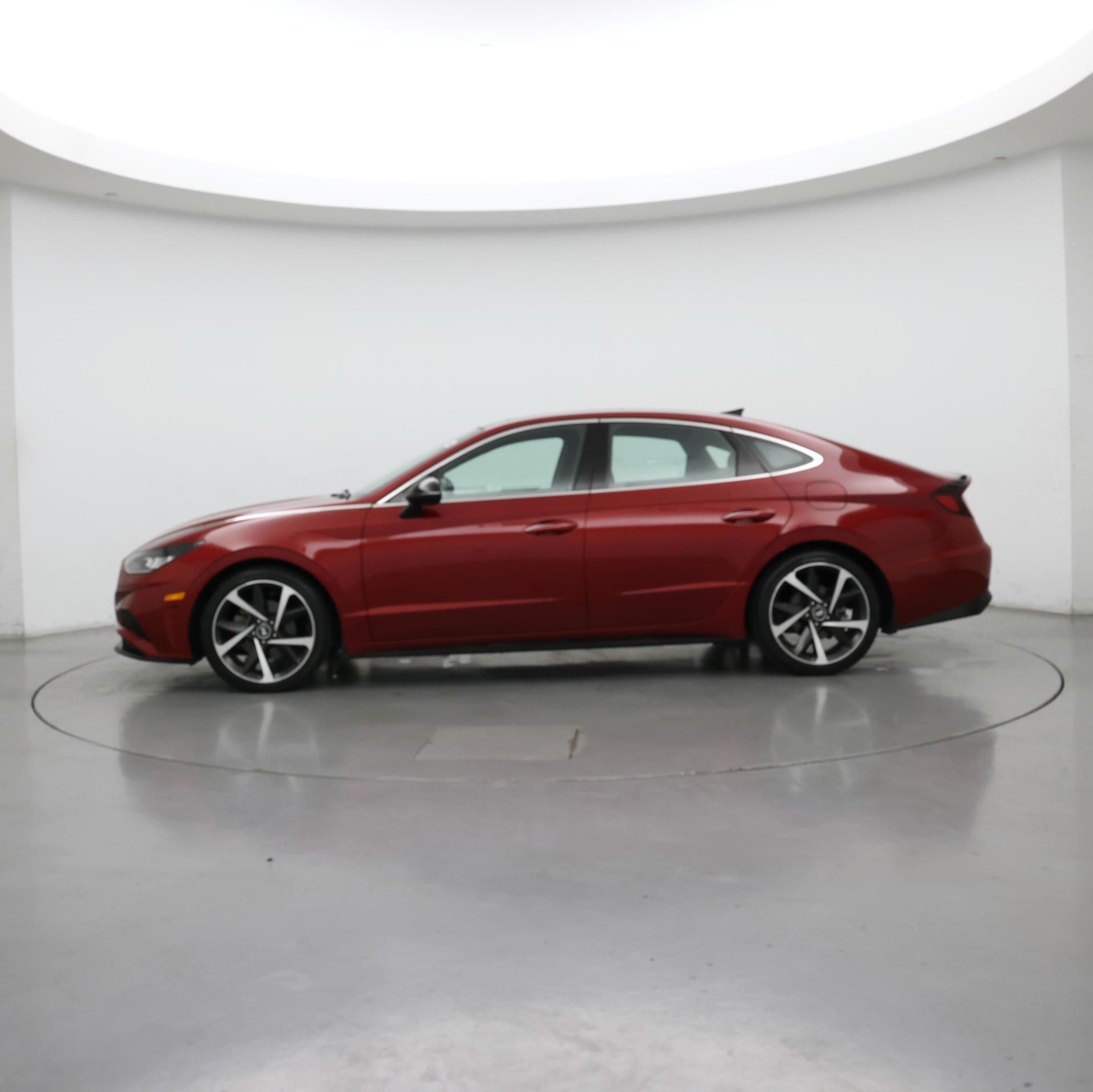 Thumbnail: 2023 Hyundai Sonata - 3