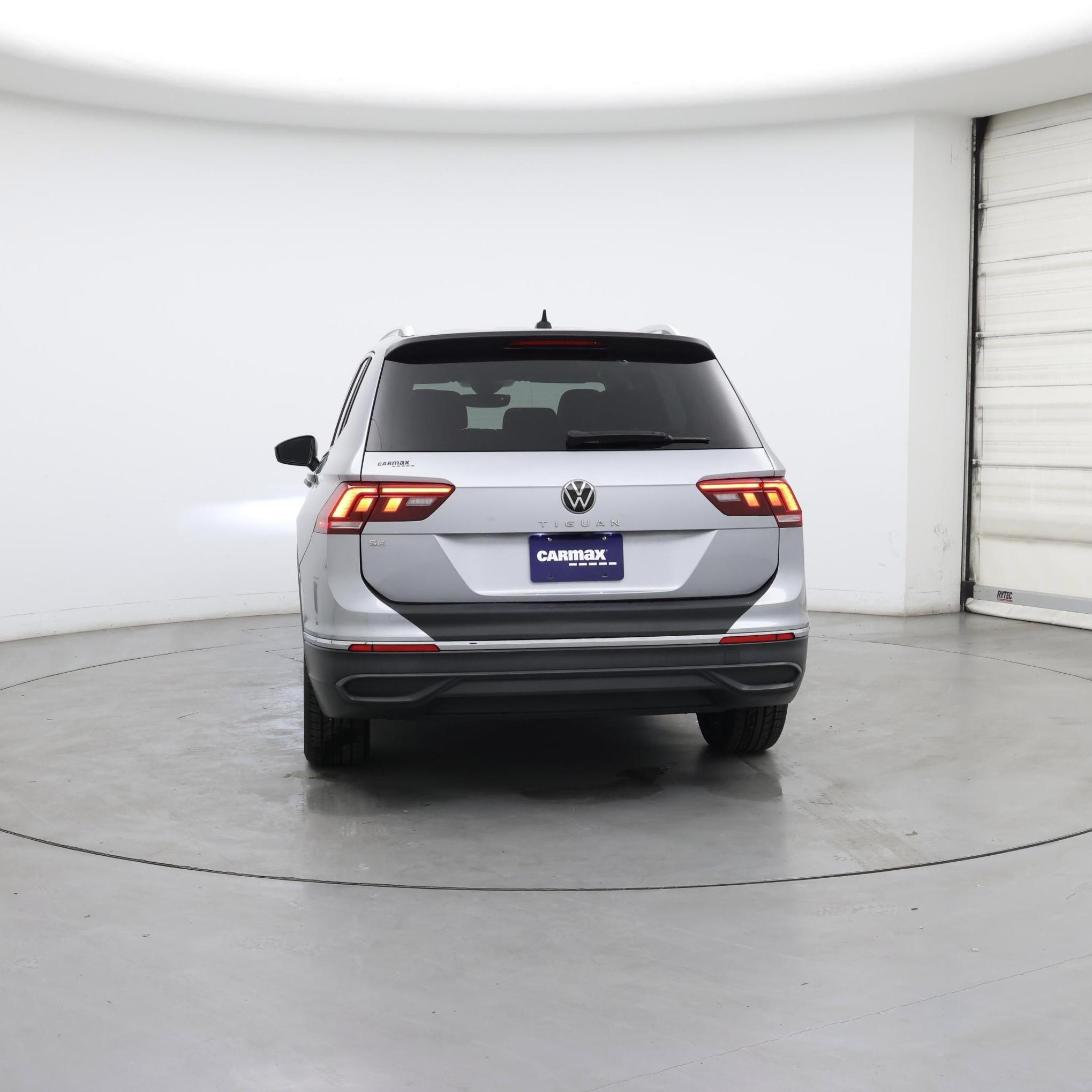 Thumbnail: 2022 Volkswagen Tiguan - 6