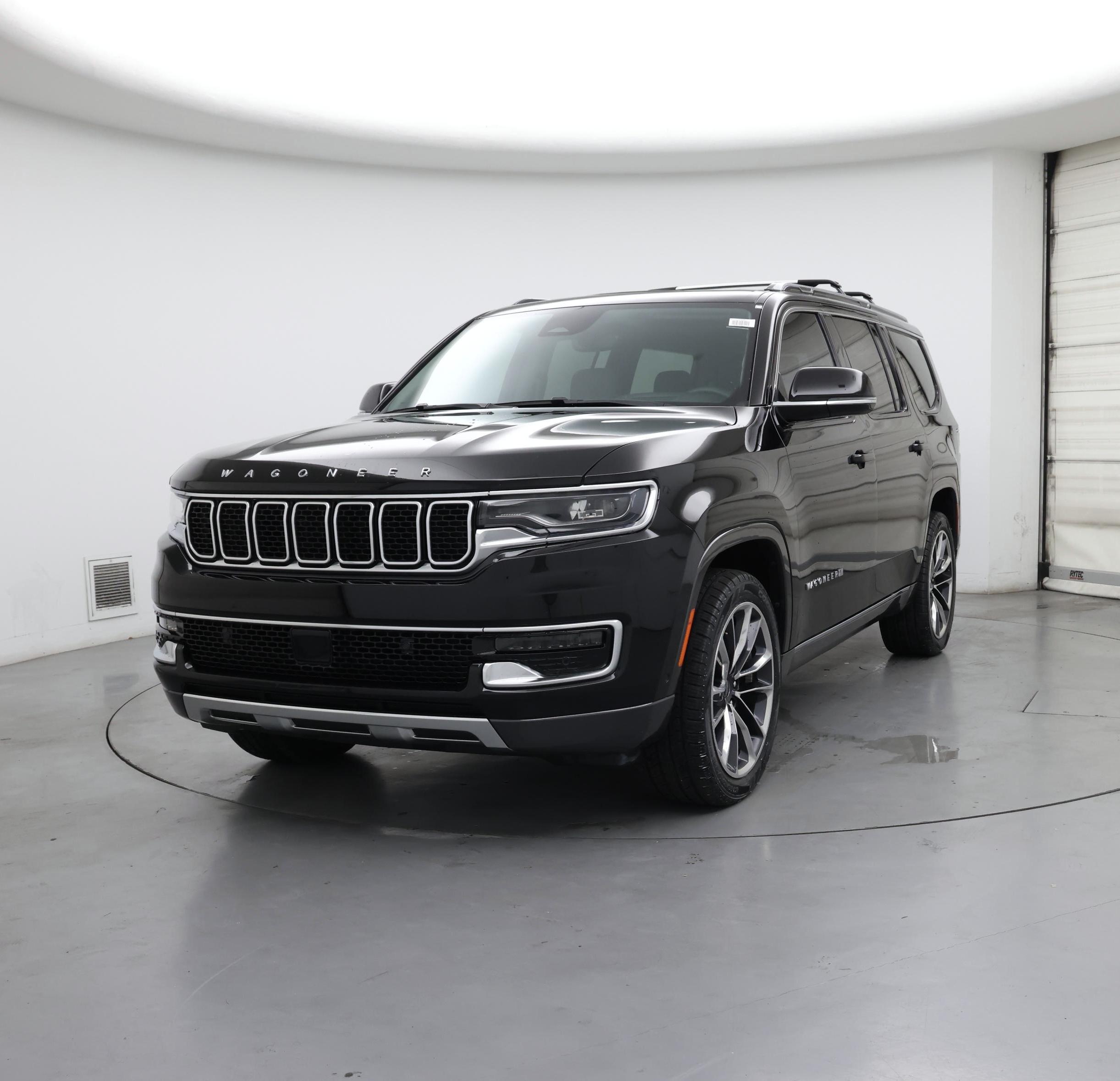 Thumbnail: 2022 Jeep Wagoneer - 4