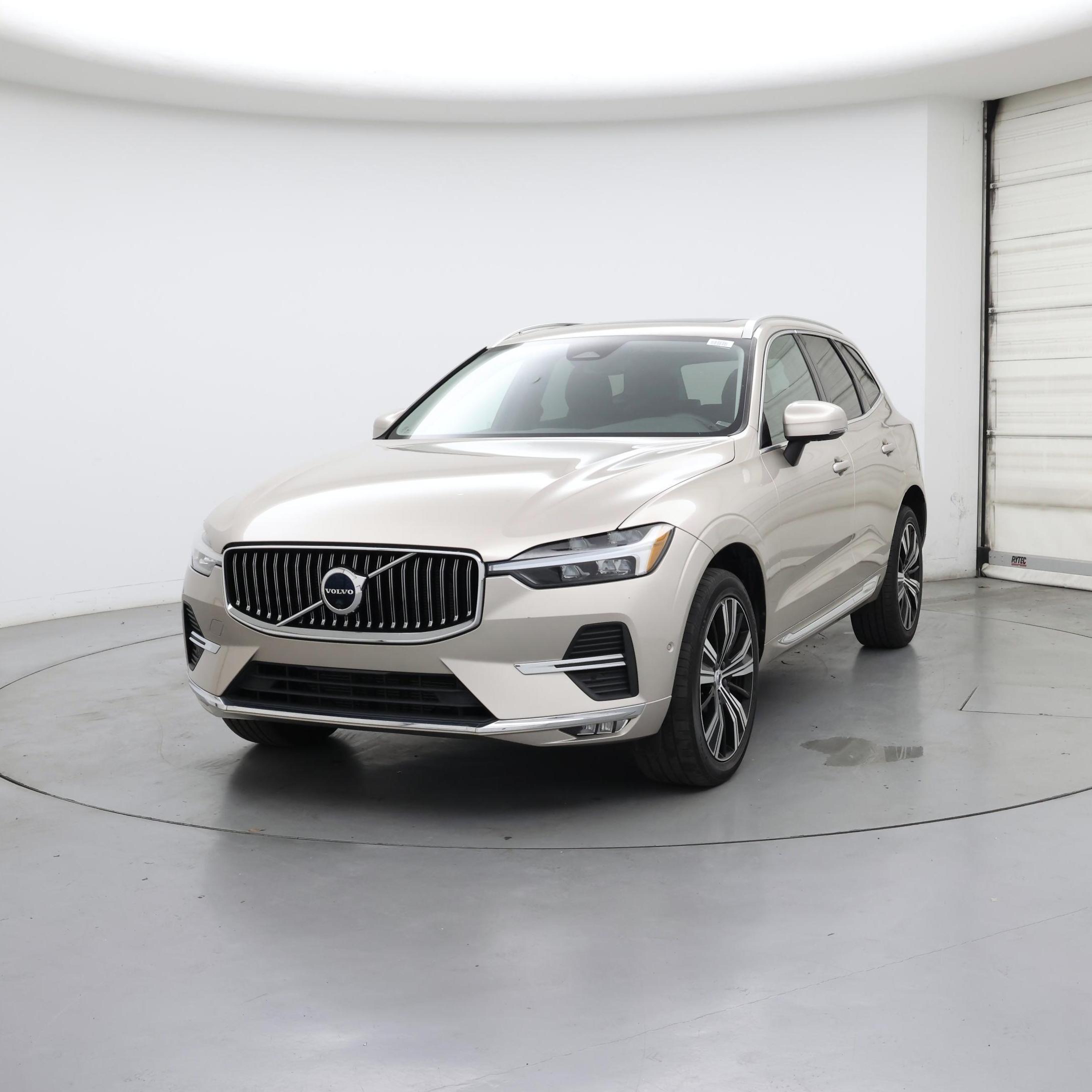 Thumbnail: 2023 Volvo XC60 - 4