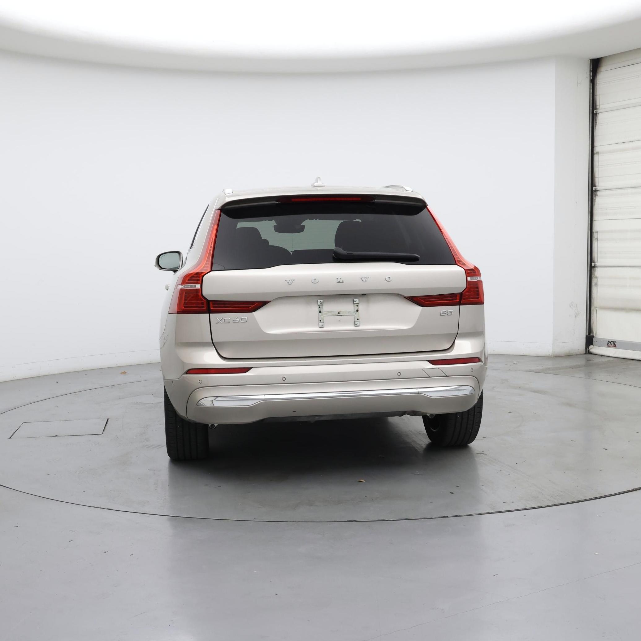 Thumbnail: 2023 Volvo XC60 - 6