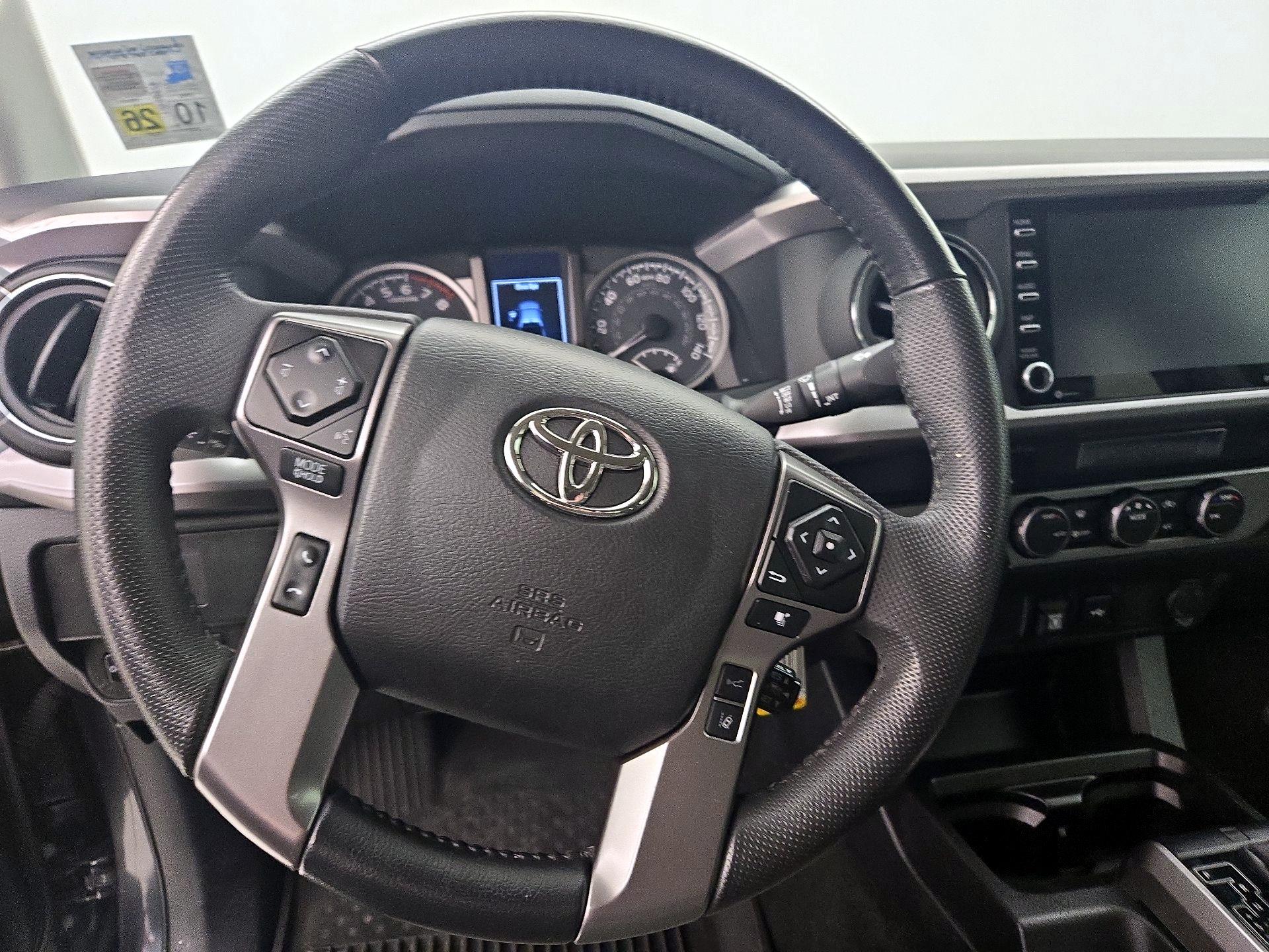 Thumbnail: 2022 Toyota Tacoma - 10