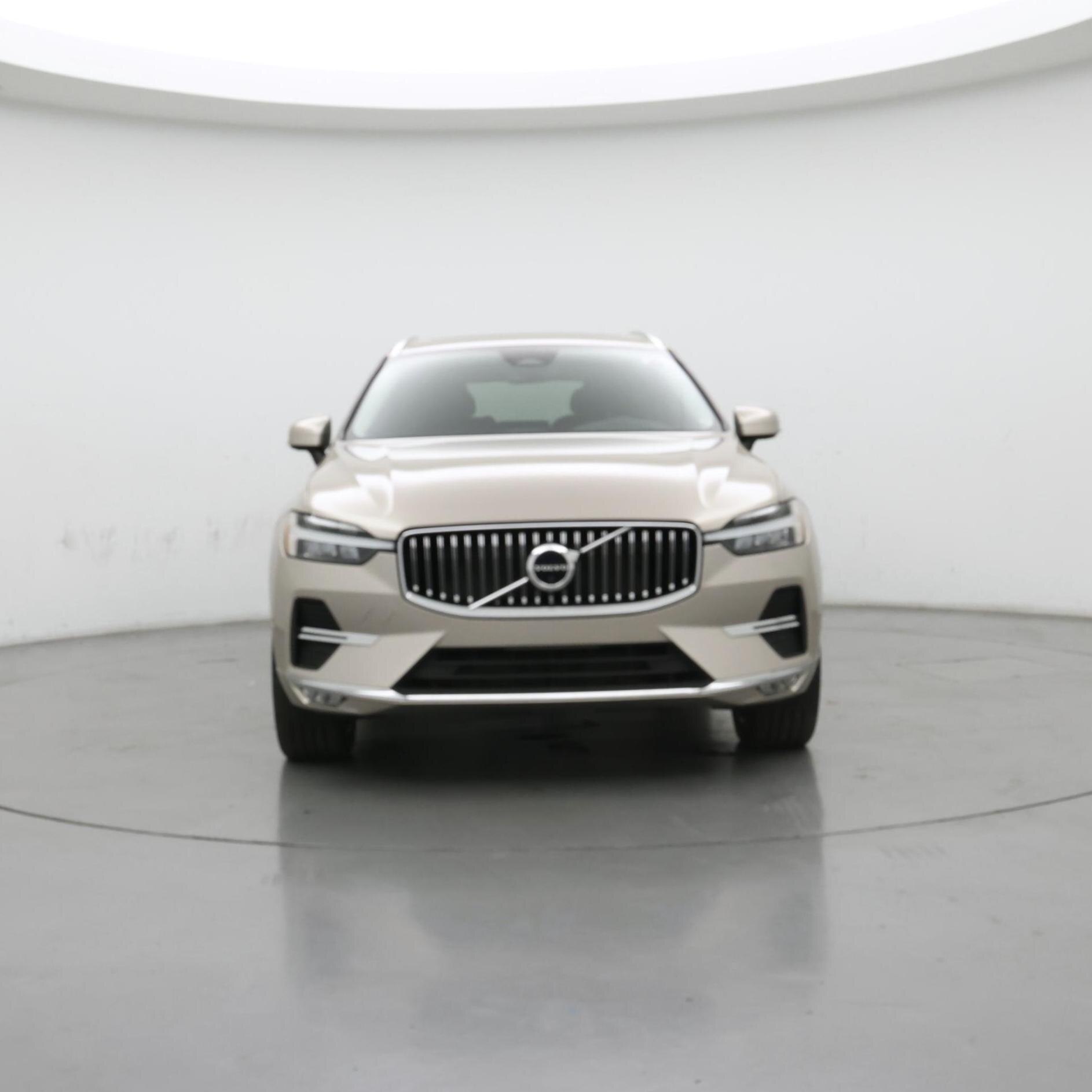Thumbnail: 2023 Volvo XC60 - 5