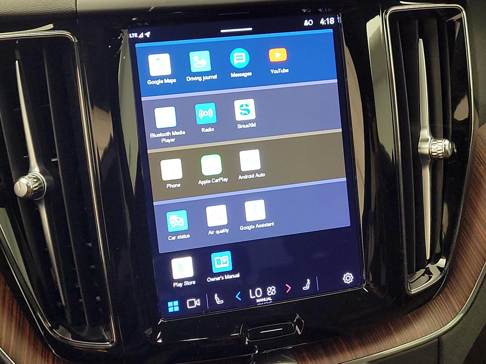 Thumbnail: 2023 Volvo XC60 - 15