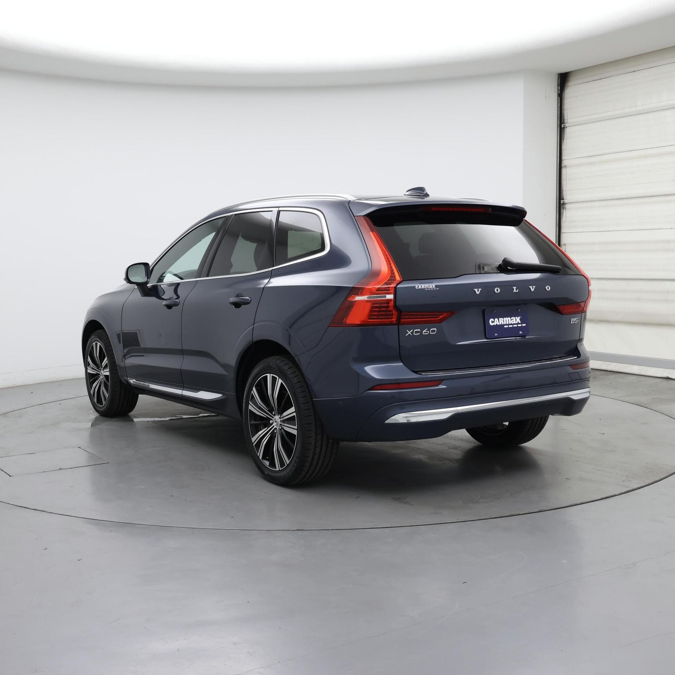 Thumbnail: 2023 Volvo XC60 - 2