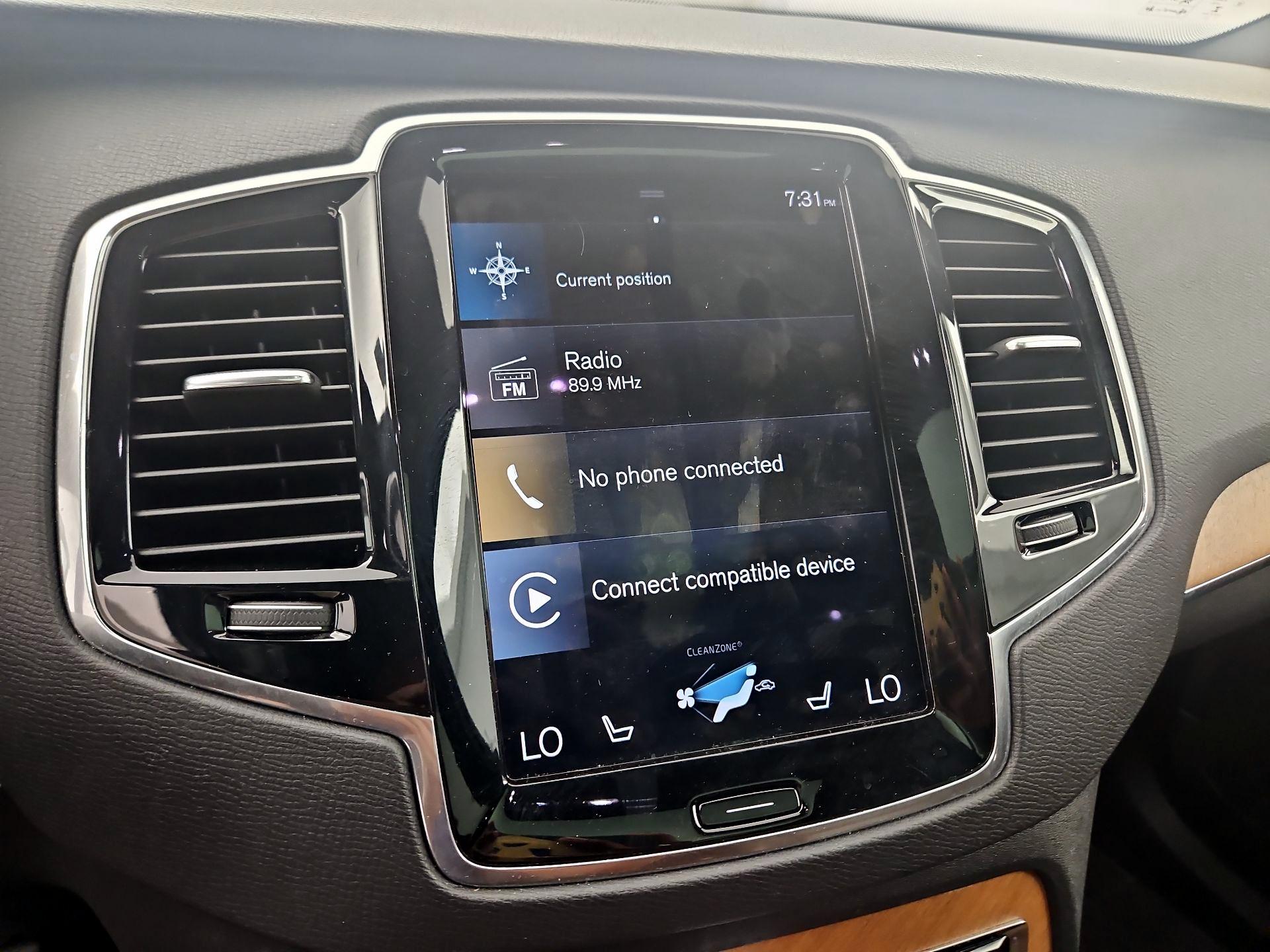 Thumbnail: 2022 Volvo XC90 - 15