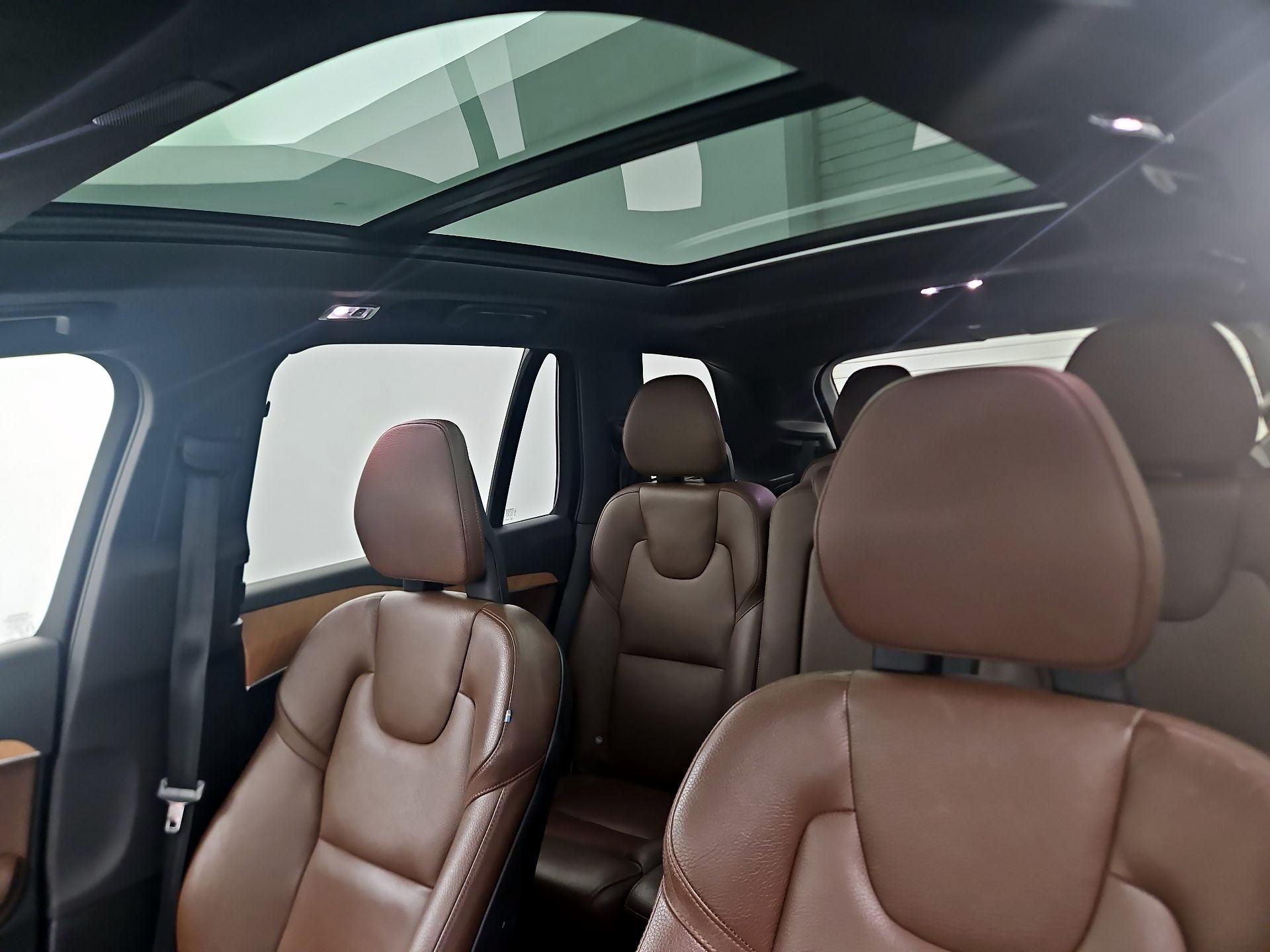 Thumbnail: 2022 Volvo XC90 - 19