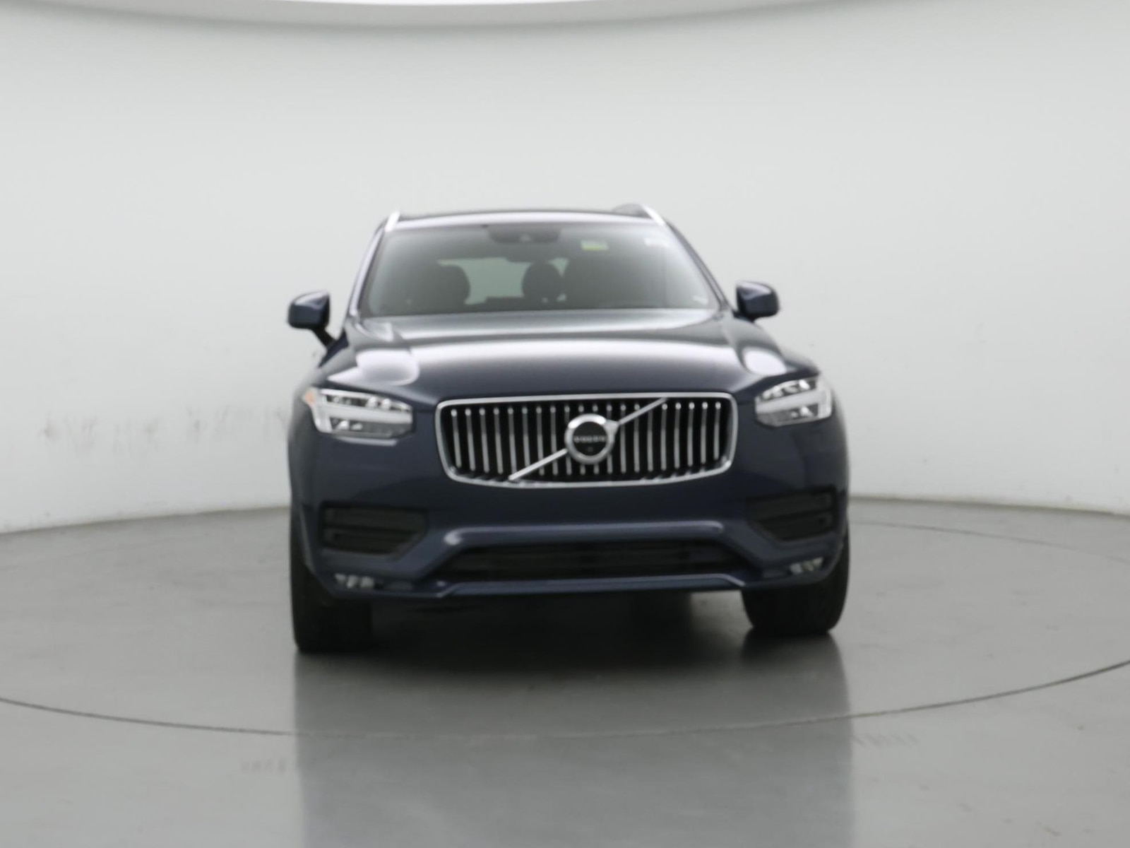 Image of 2022 Volvo XC90 T6 Momentum