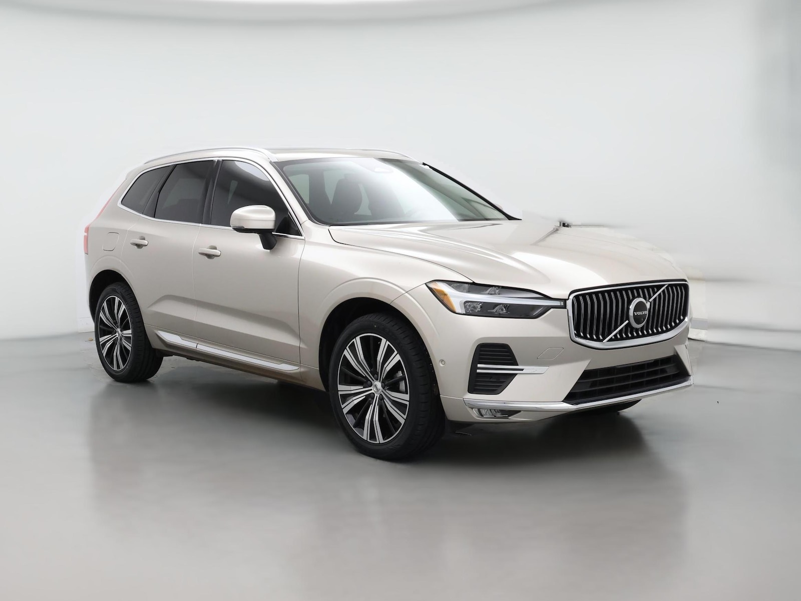 2023 Volvo XC60 Plus