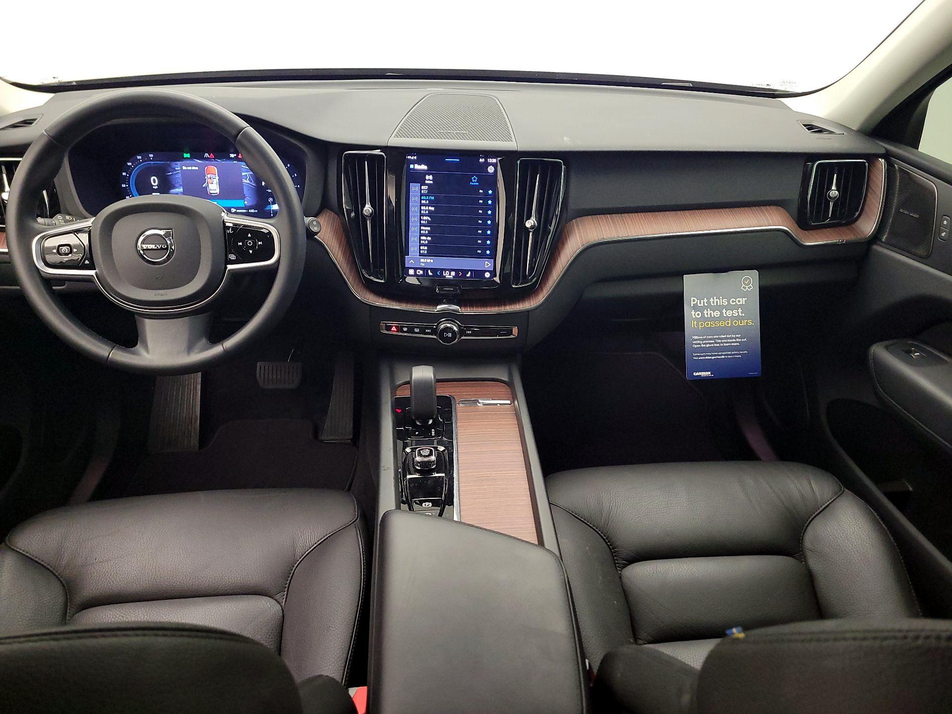 Thumbnail: 2023 Volvo XC60 - 9