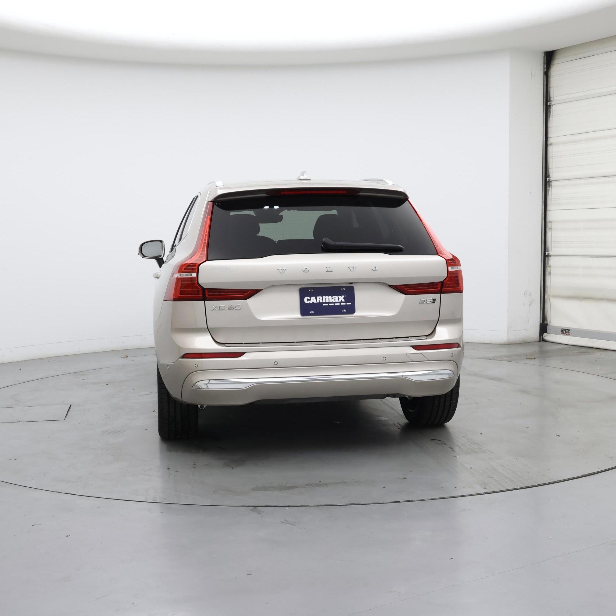 Thumbnail: 2023 Volvo XC60 - 6