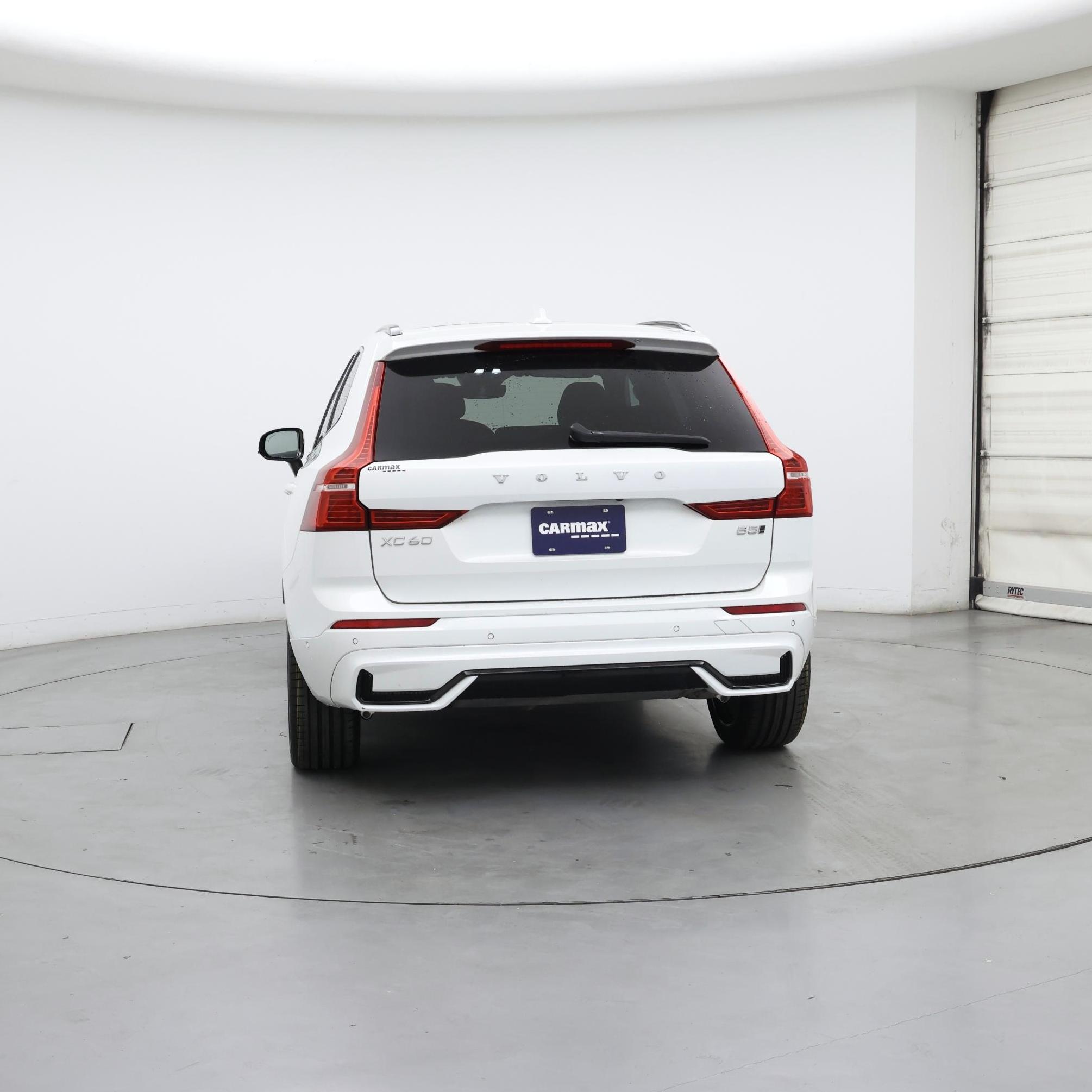 Thumbnail: 2023 Volvo XC60 - 6