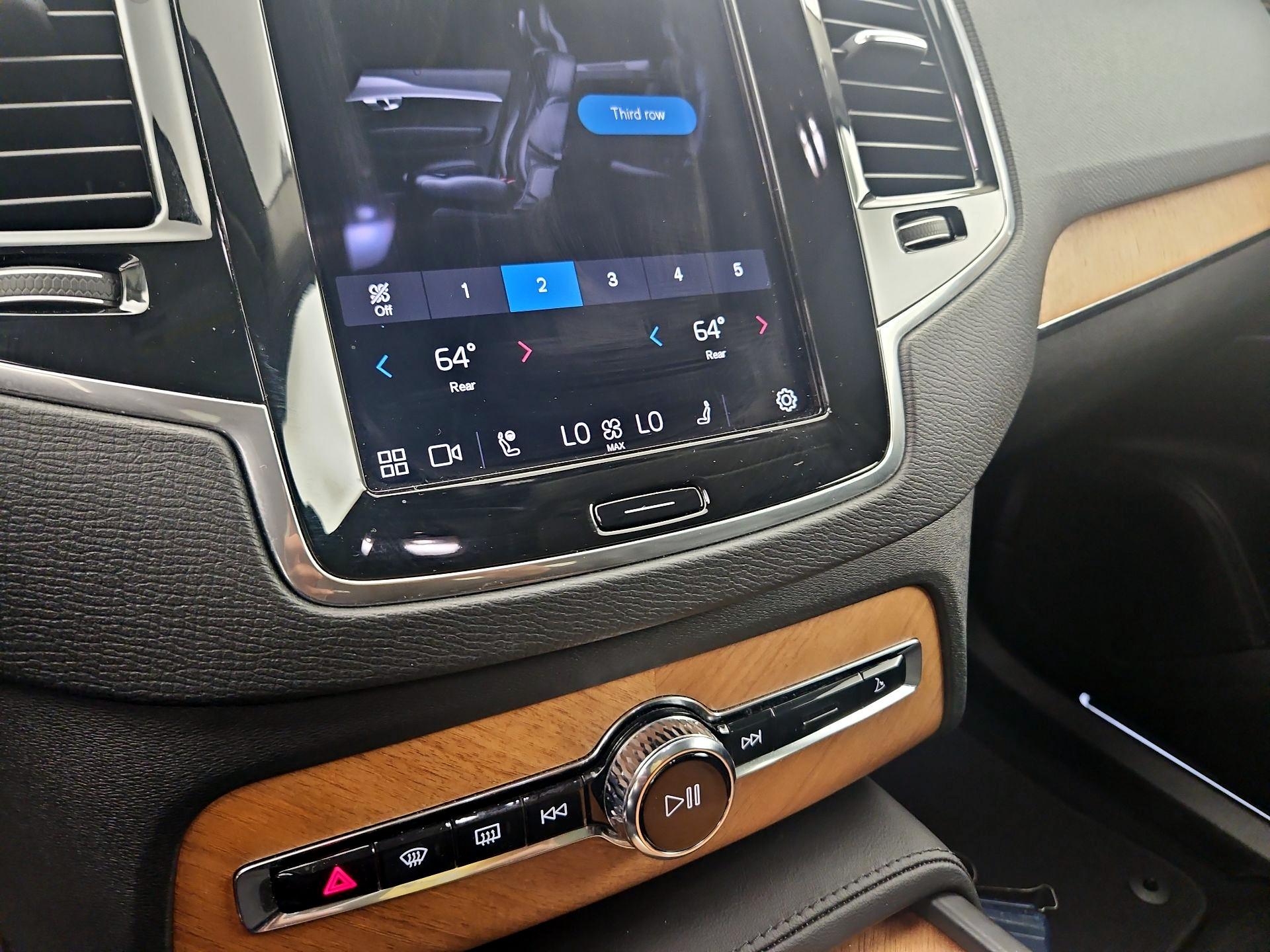Thumbnail: 2023 Volvo XC90 - 14