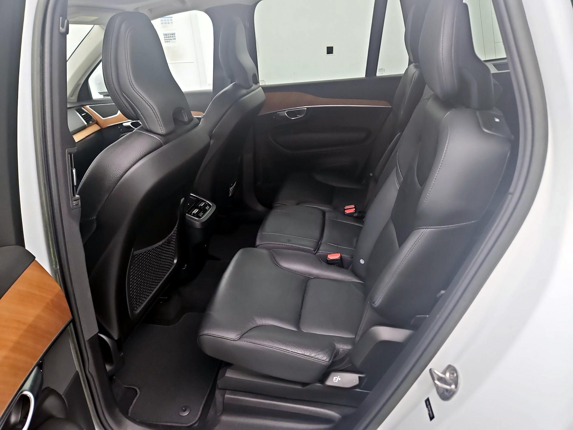 Thumbnail: 2023 Volvo XC90 - 16