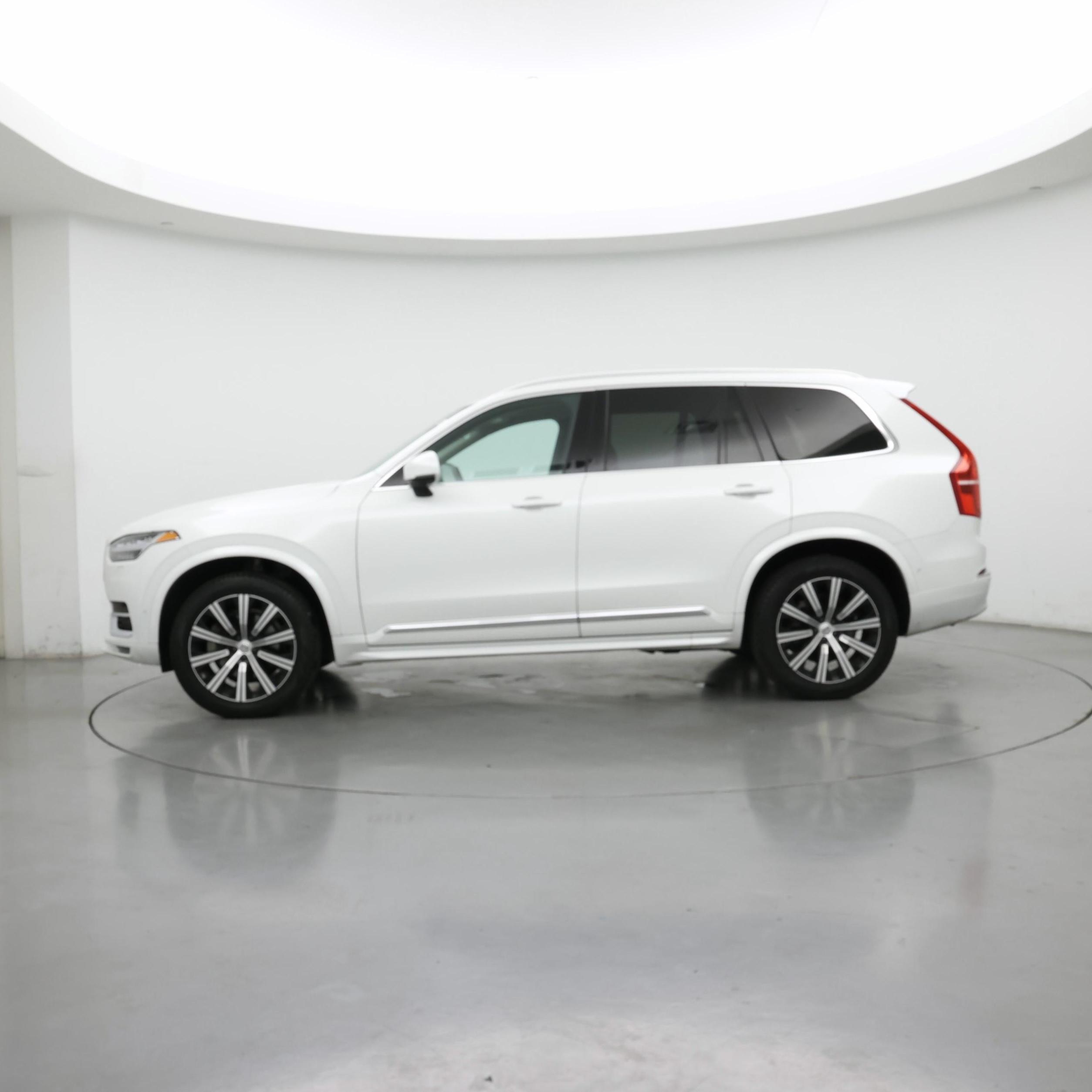 Thumbnail: 2023 Volvo XC90 - 3