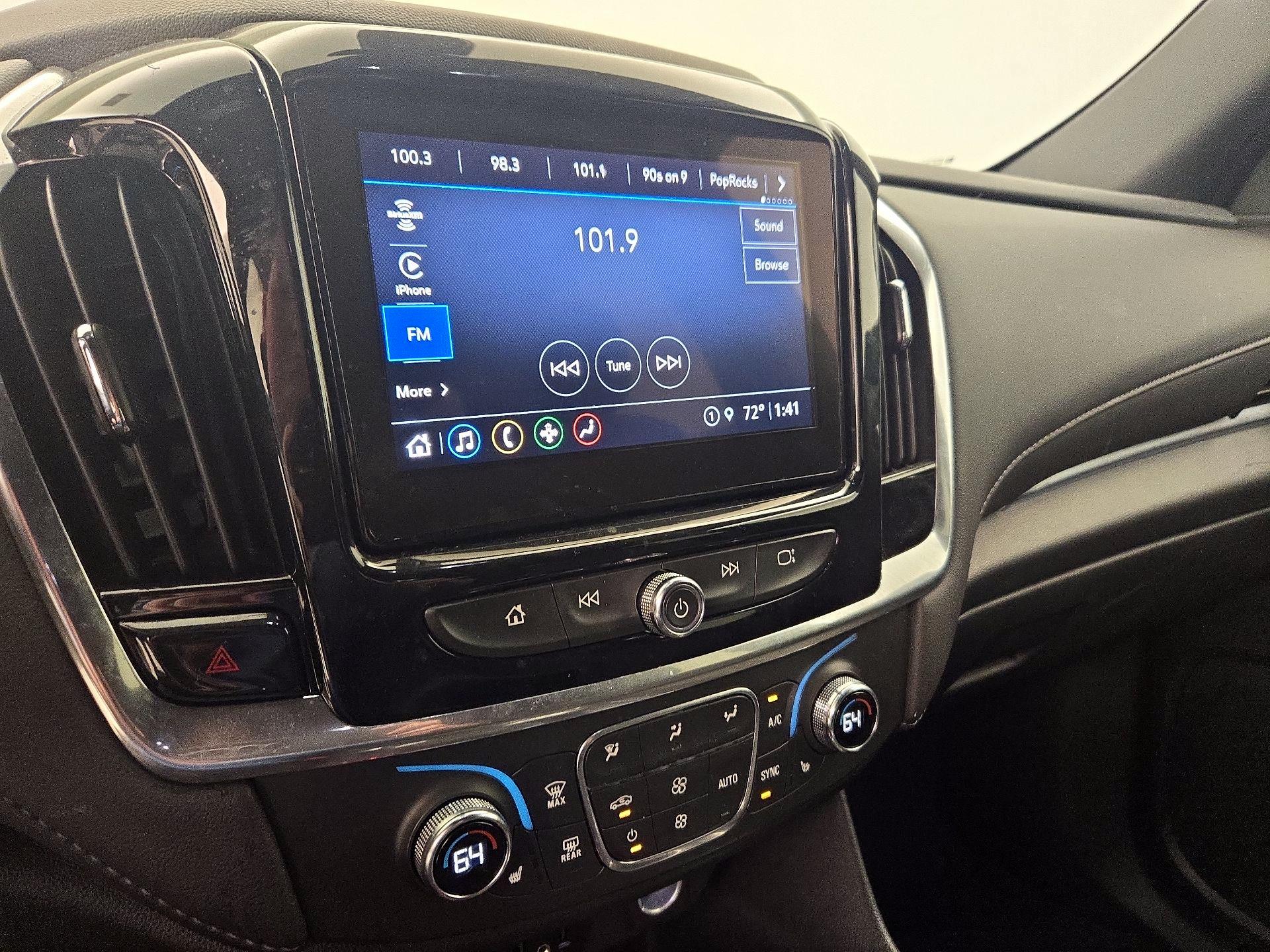 Thumbnail: 2023 Chevrolet Traverse - 15