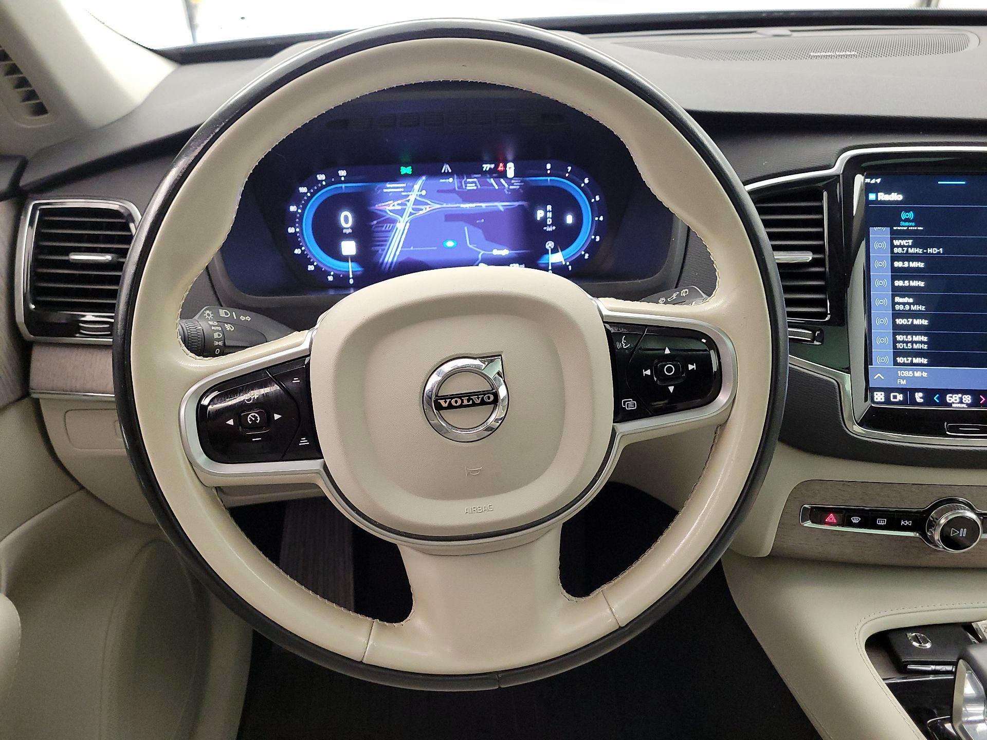 Thumbnail: 2023 Volvo XC90 - 10