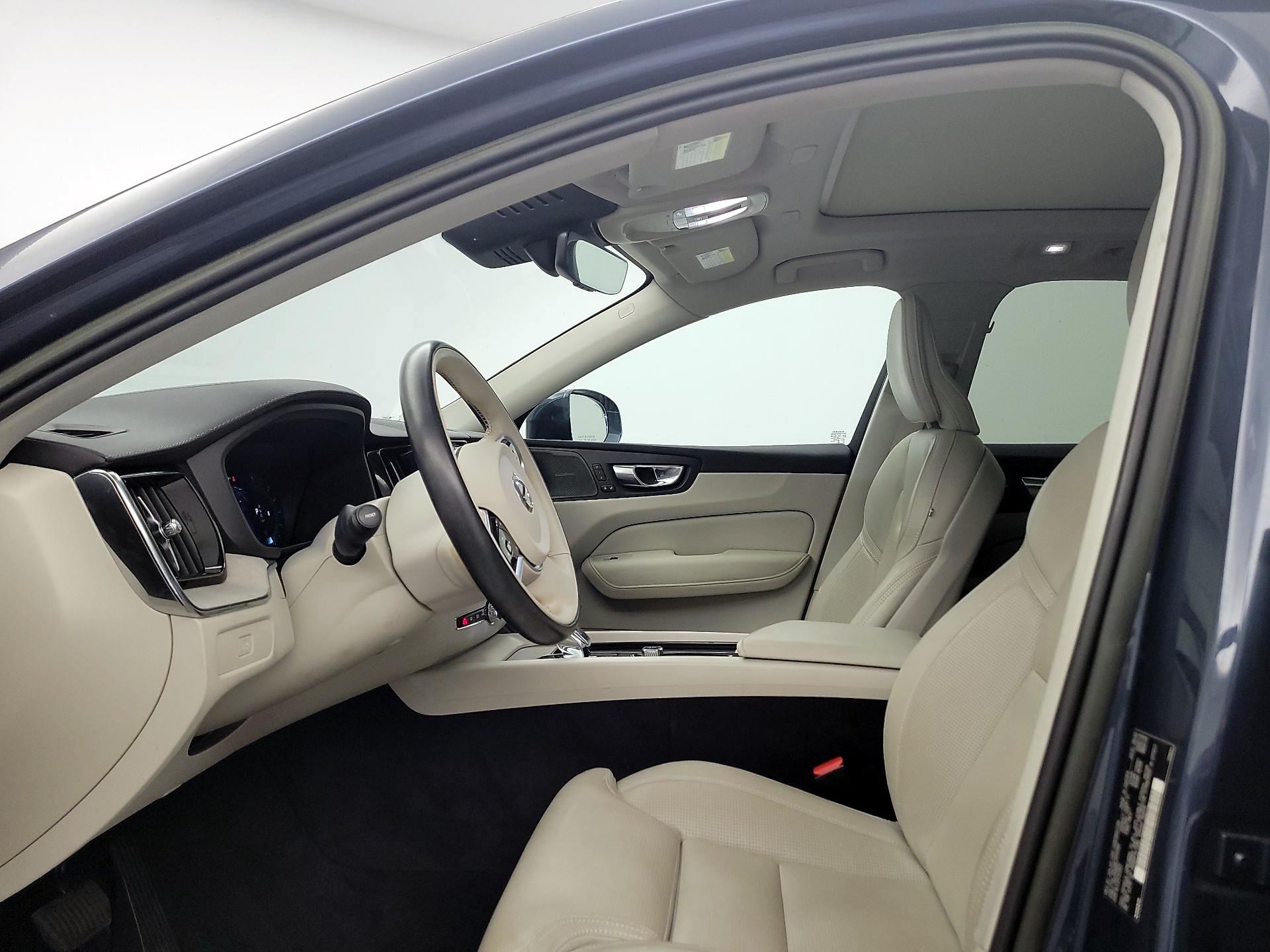 Thumbnail: 2023 Volvo XC60 - 19