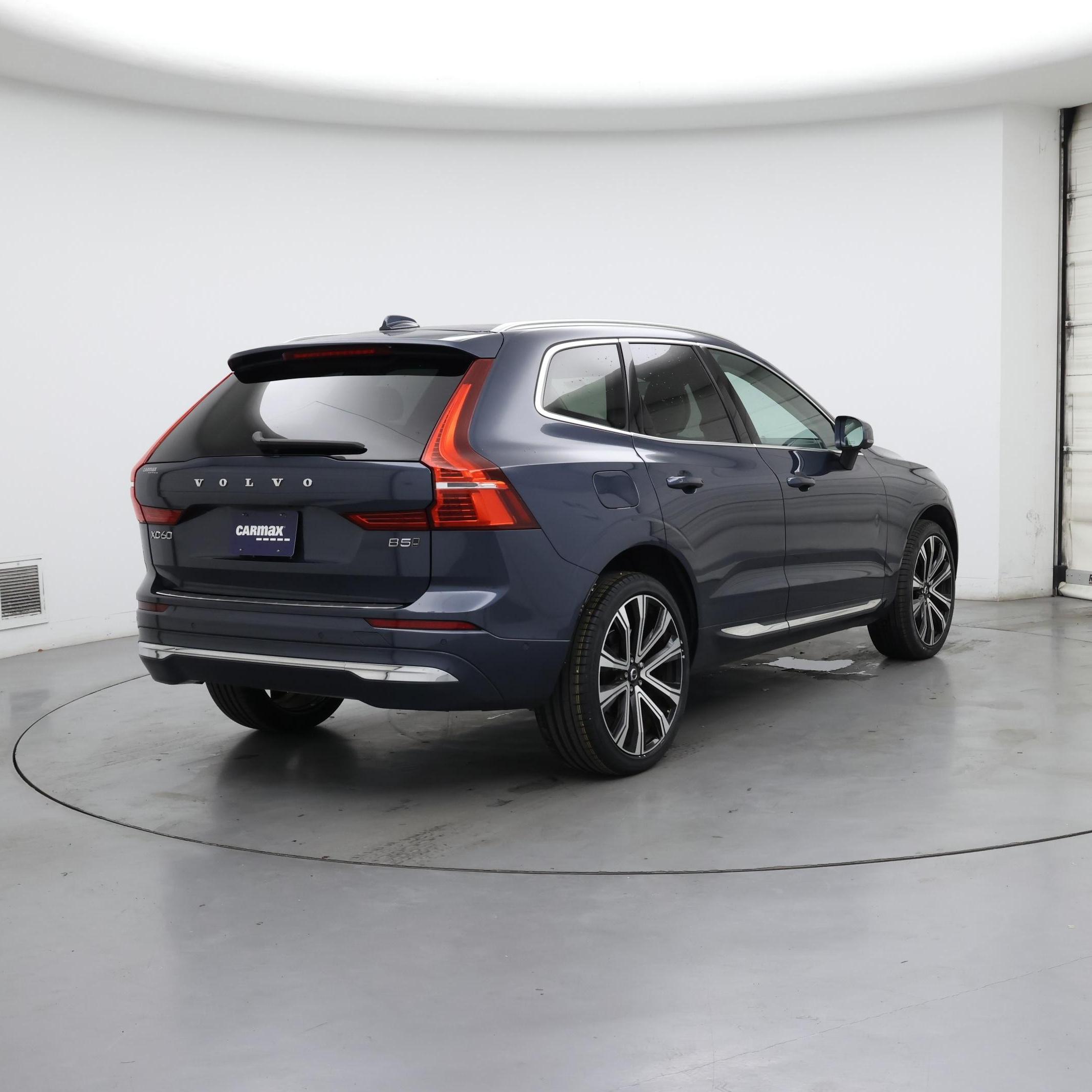 Thumbnail: 2023 Volvo XC60 - 8