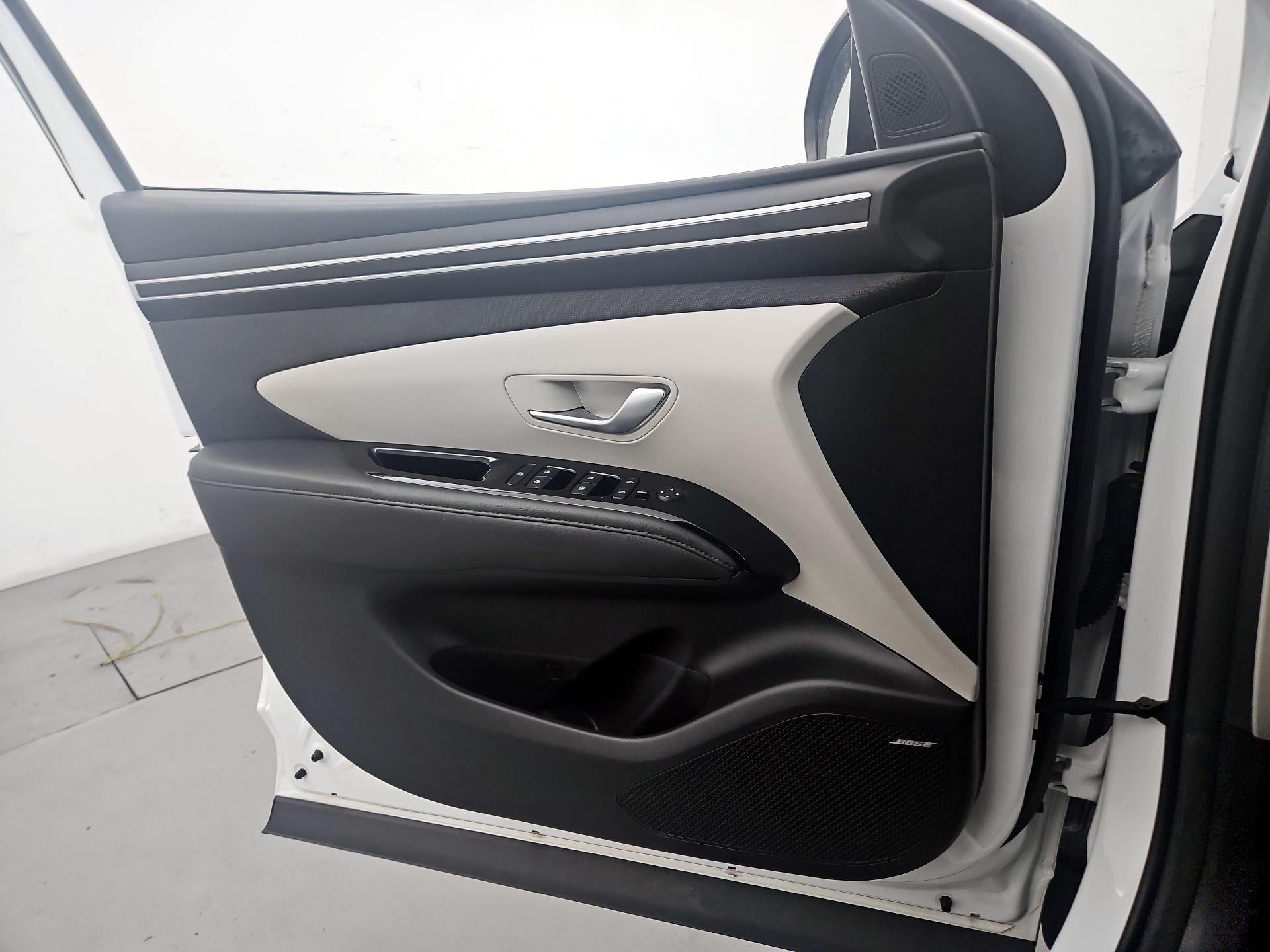Thumbnail: 2022 Hyundai Tucson - 12