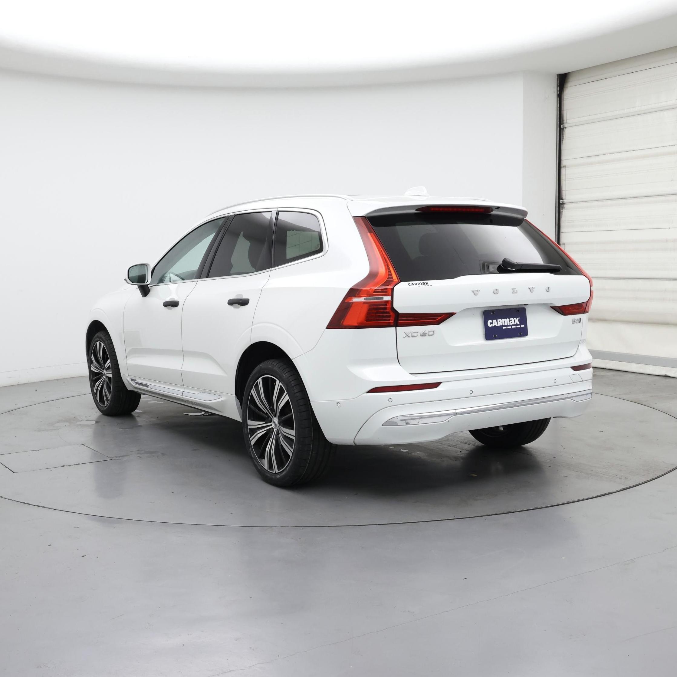 Thumbnail: 2023 Volvo XC60 - 2