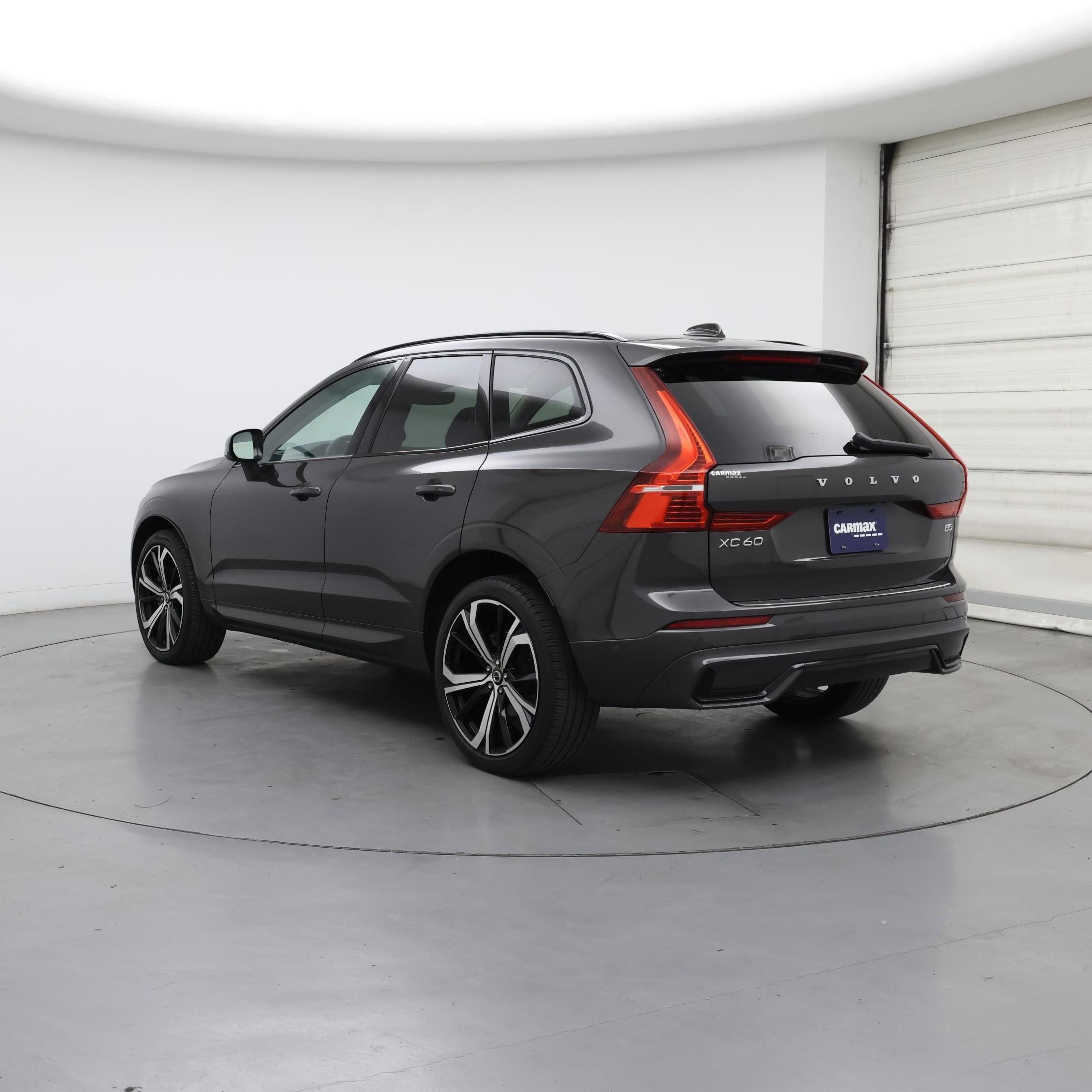 Thumbnail: 2023 Volvo XC60 - 2