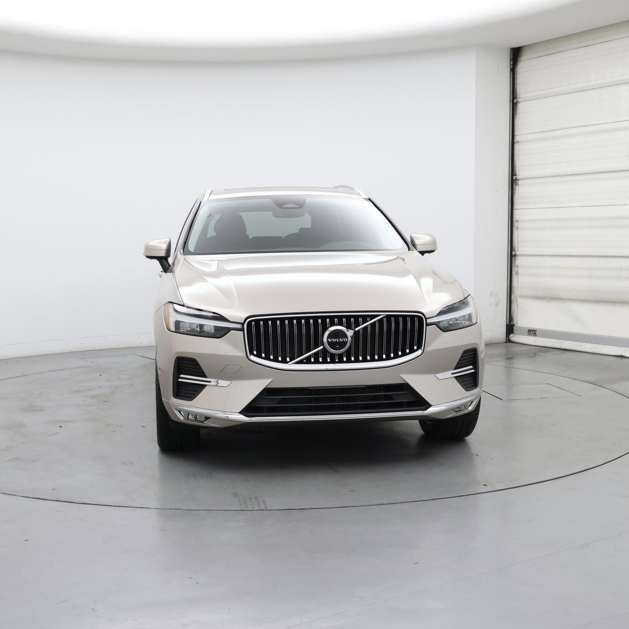 Thumbnail: 2023 Volvo XC60 - 5