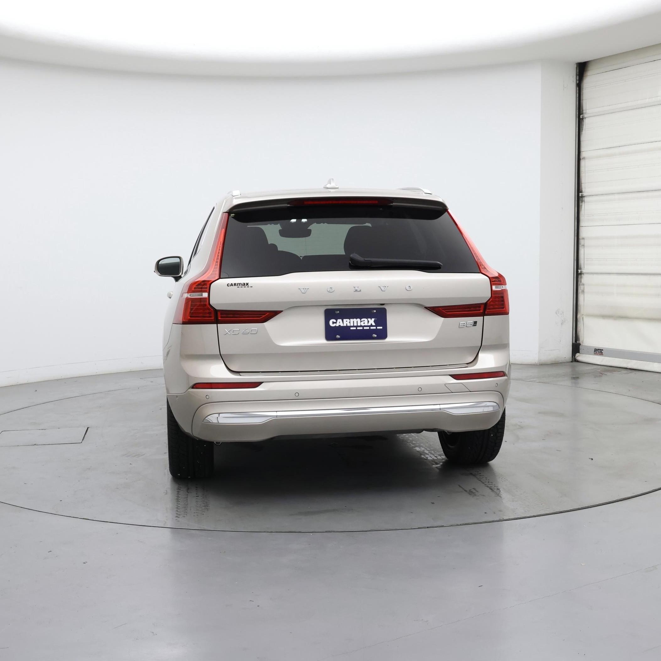 Thumbnail: 2023 Volvo XC60 - 6