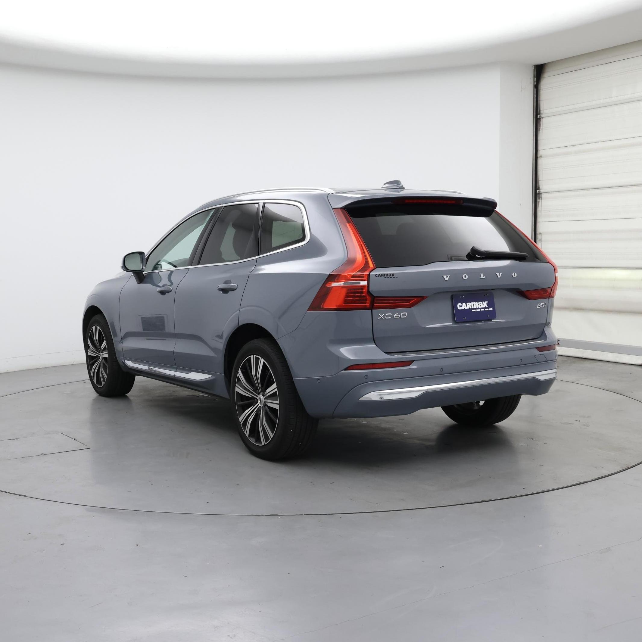 Thumbnail: 2023 Volvo XC60 - 2
