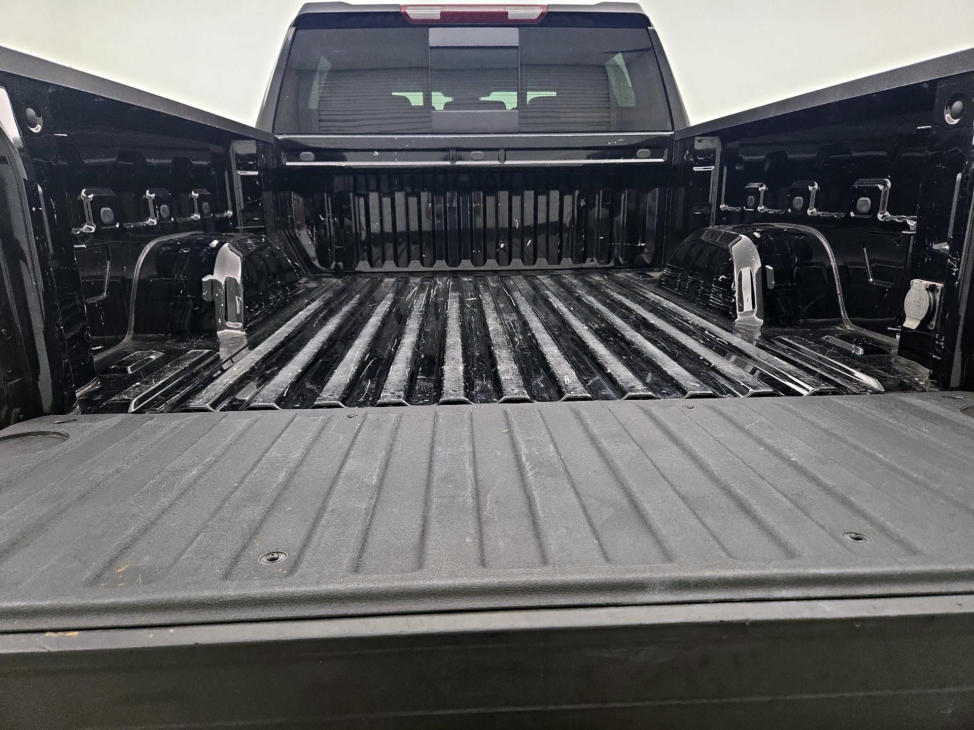 Thumbnail: 2022 Chevrolet Silverado 1500 - 20