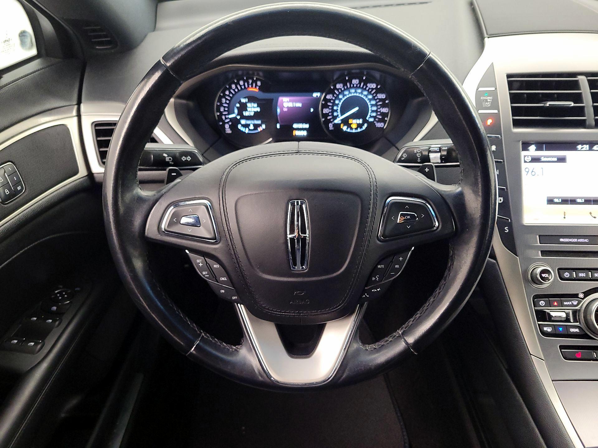 Thumbnail: 2018 Lincoln MKZ - 10