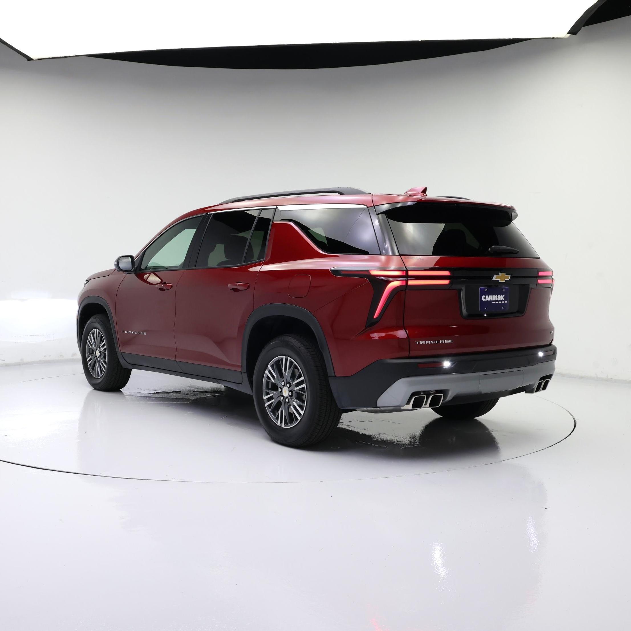 Thumbnail: 2024 Chevrolet Traverse - 2