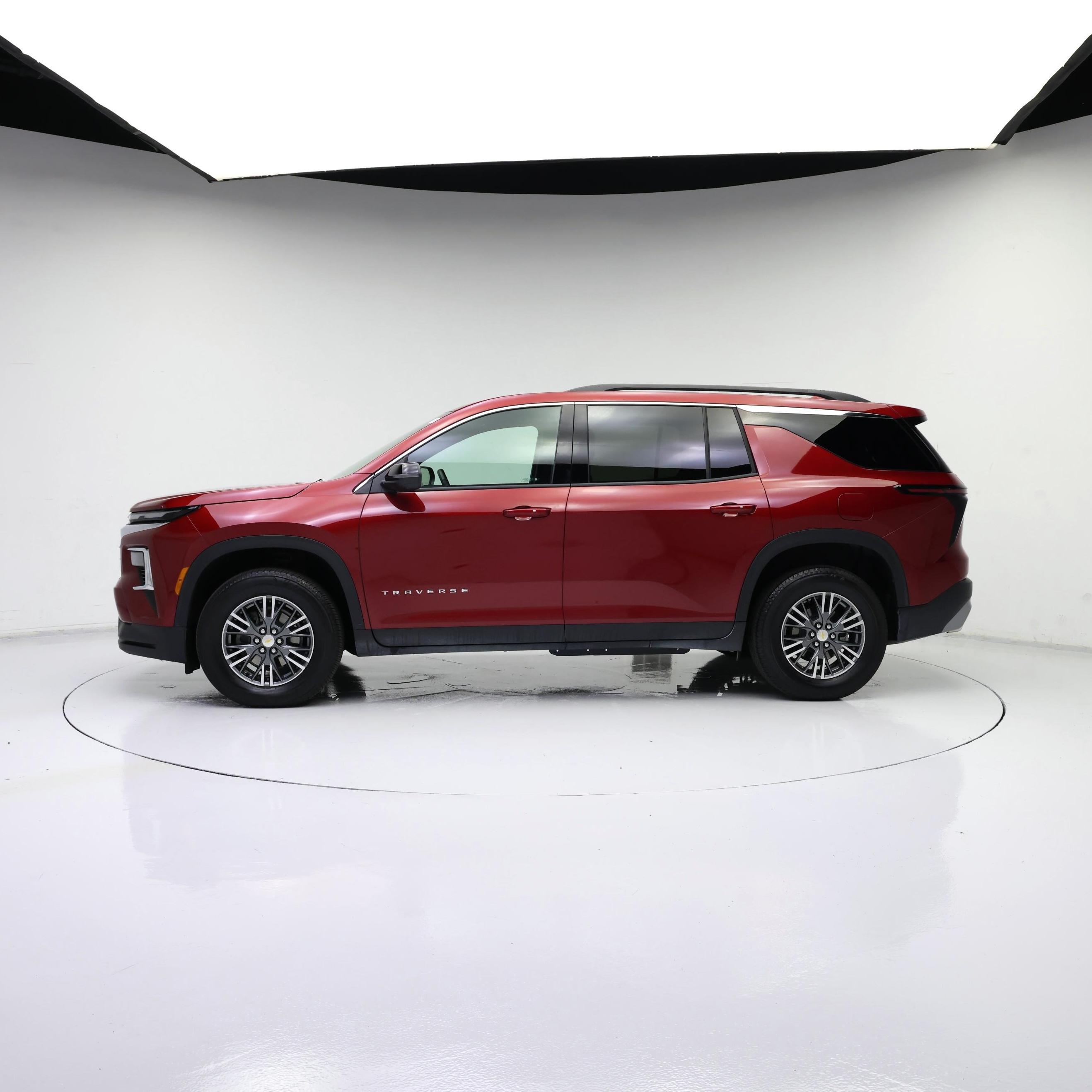 Thumbnail: 2024 Chevrolet Traverse - 3