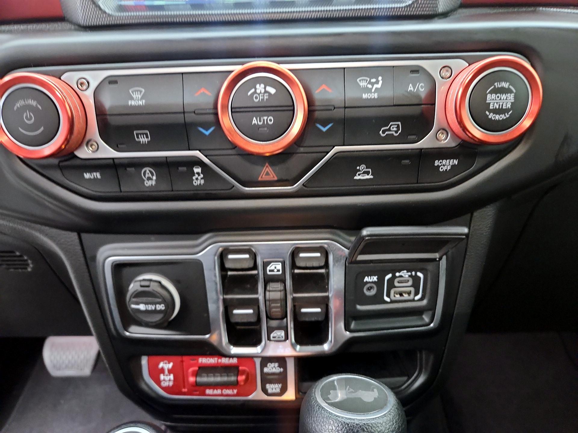 Thumbnail: 2023 Jeep Wrangler - 17