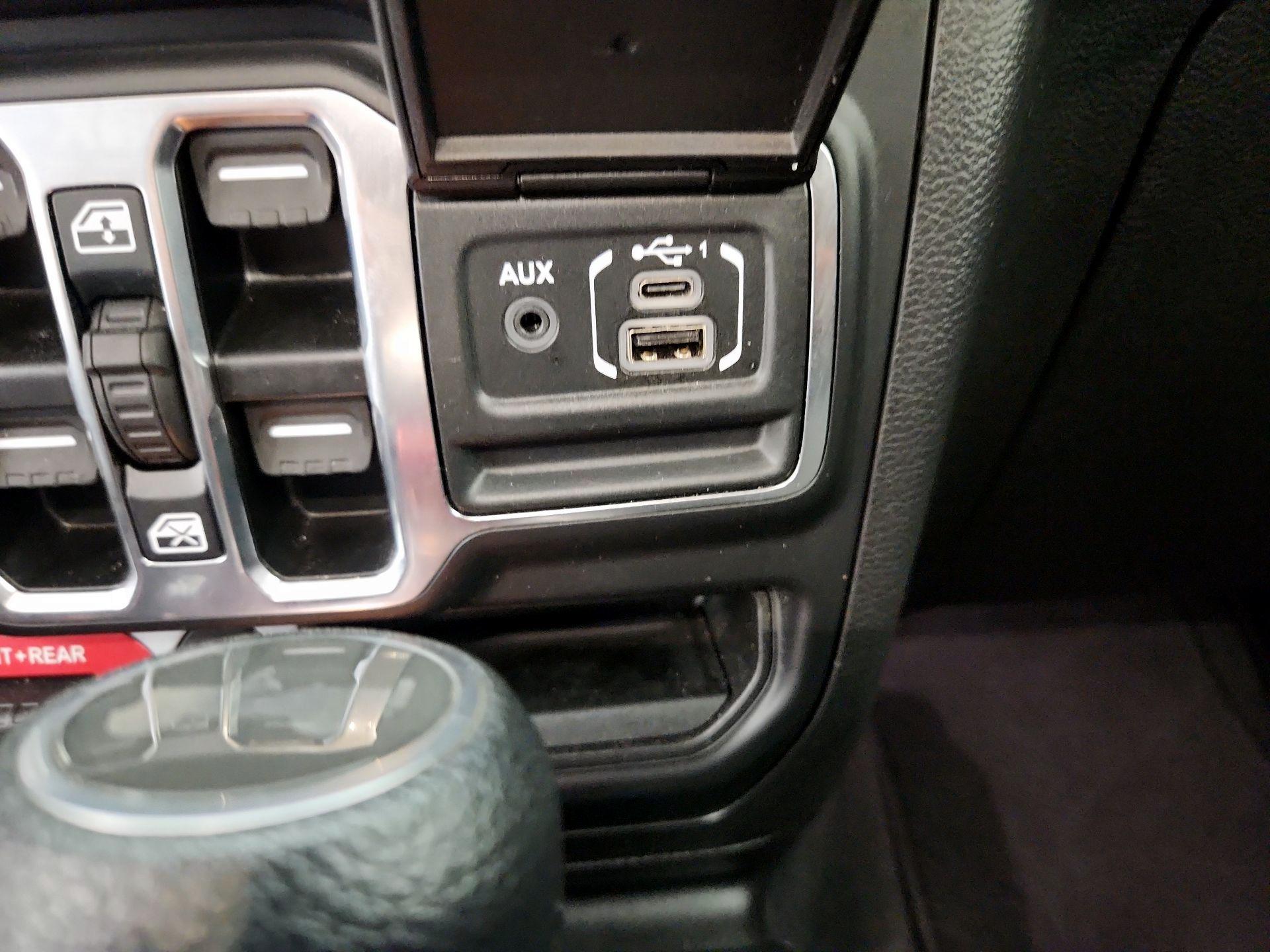 Thumbnail: 2023 Jeep Wrangler - 19