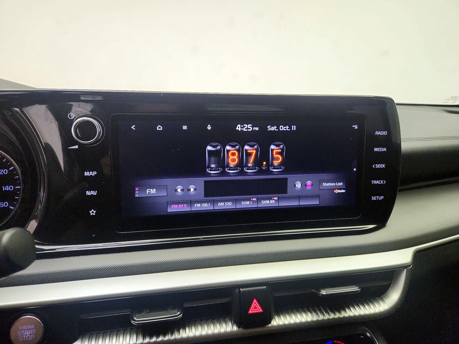 Thumbnail: 2022 Kia K5 - 16