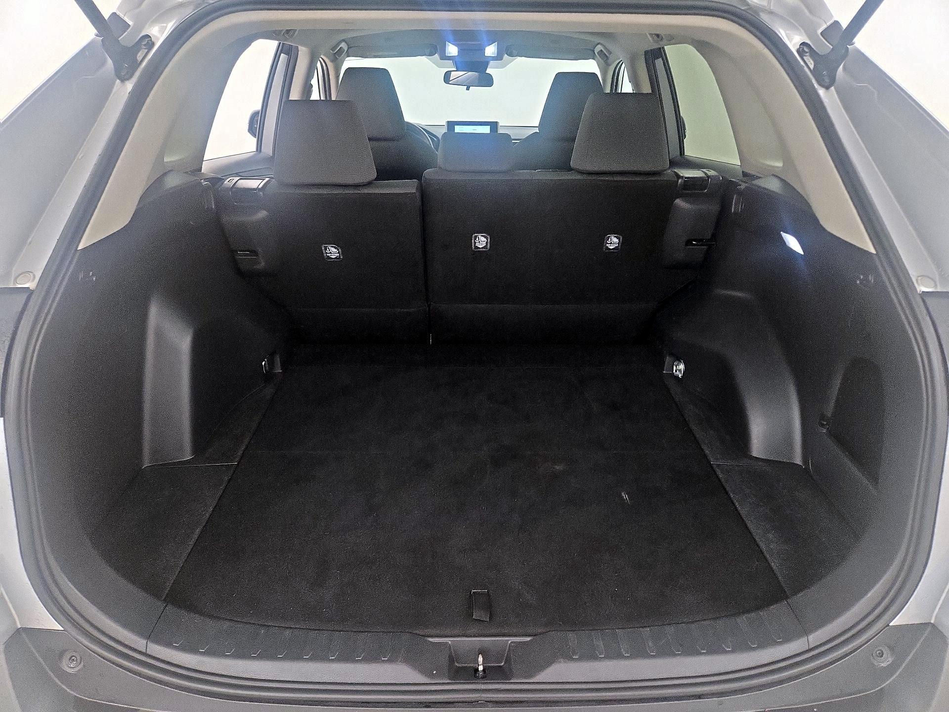 Thumbnail: 2024 Toyota RAV4 - 20